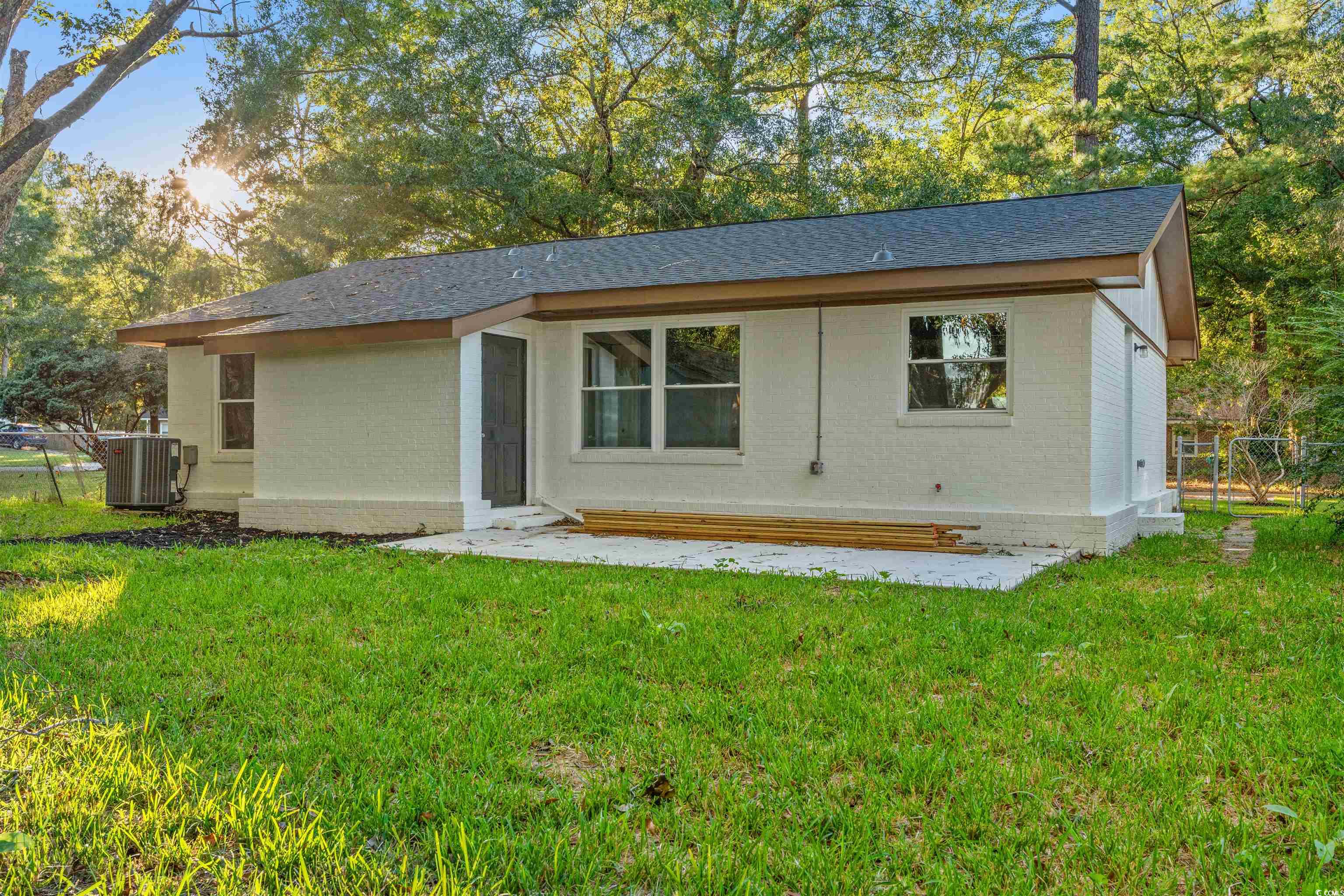 421 Villa Woods Dr. Property Photo 22