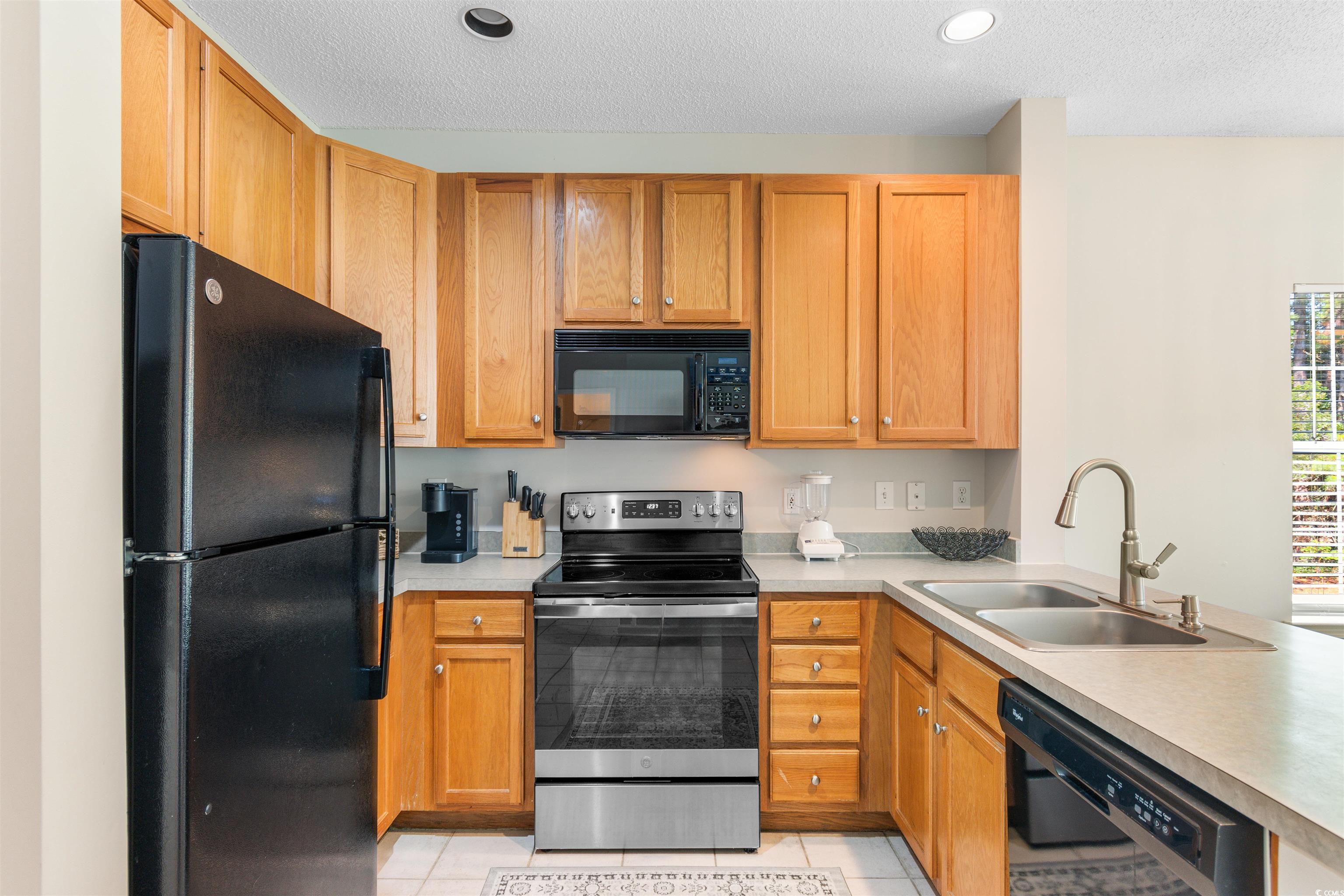 4541 Girvan Dr. Property Photo 20