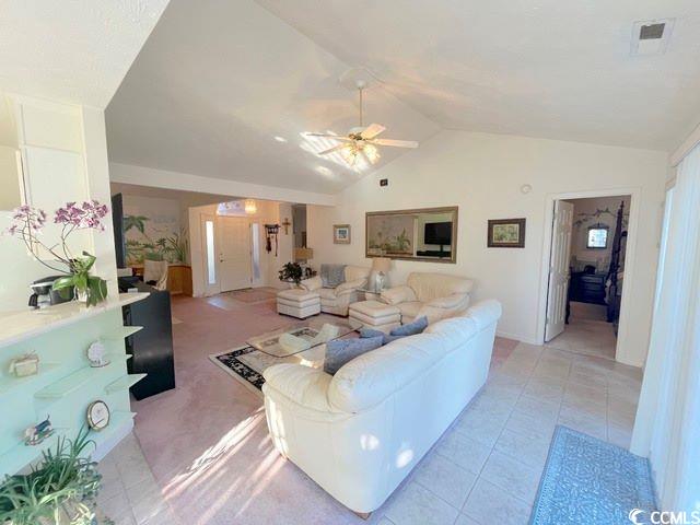 3959 E Glades Dr. Property Photo 9