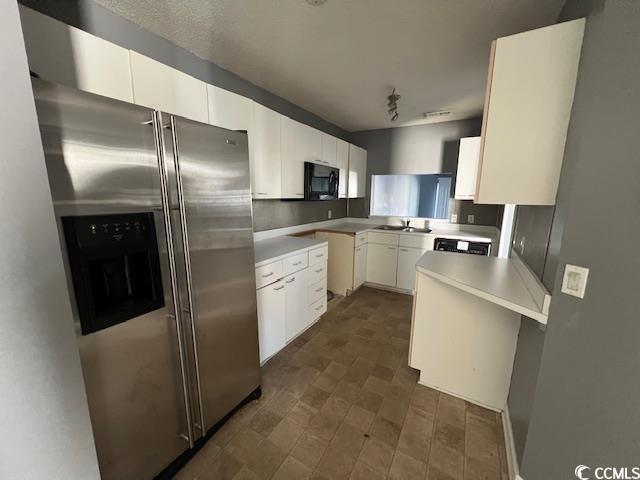 3831 Masters Ct. Property Photo 3