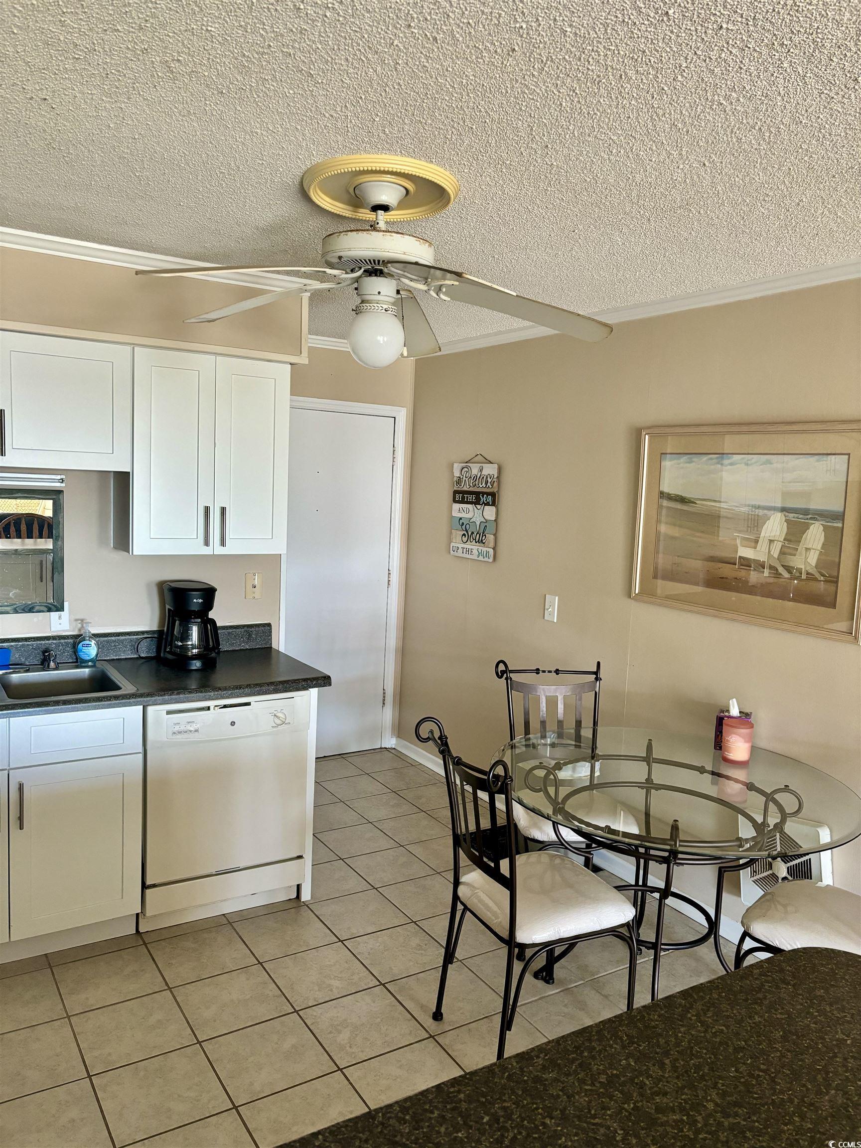 9670 Shore Dr. Property Photo 7