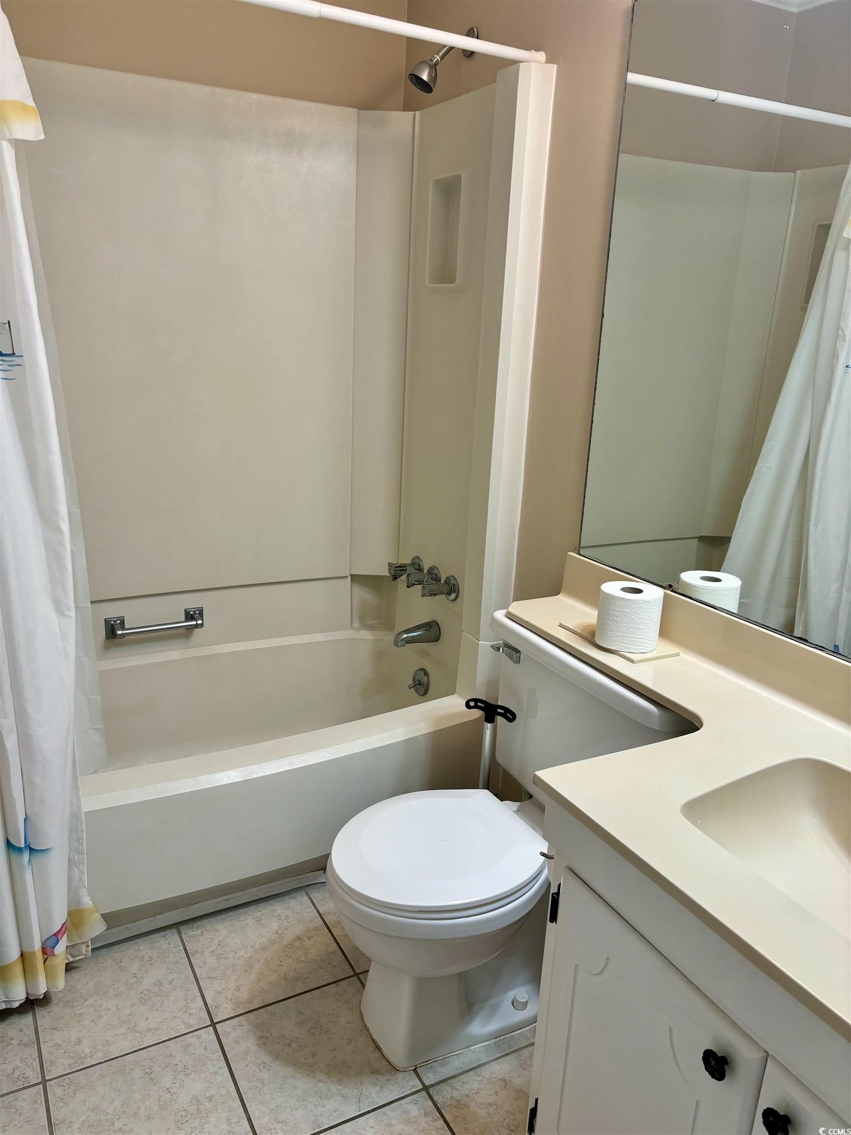 9670 Shore Dr. Property Photo 16