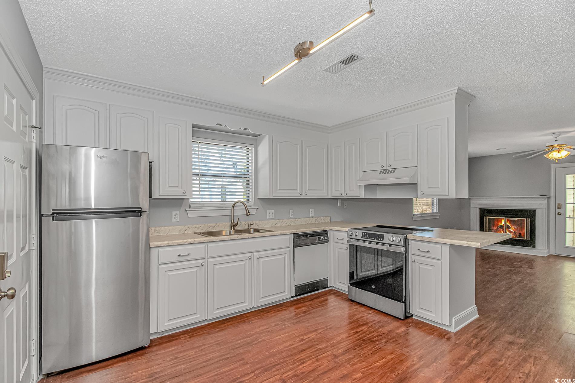 5173 Inlet Garden Ct. Property Photo 2