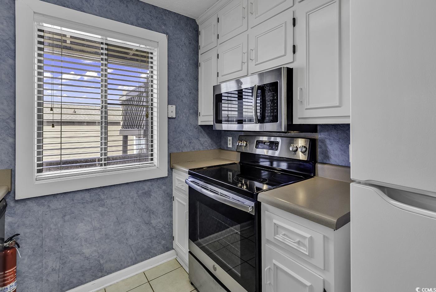 9621 Shore Dr. Property Photo 6