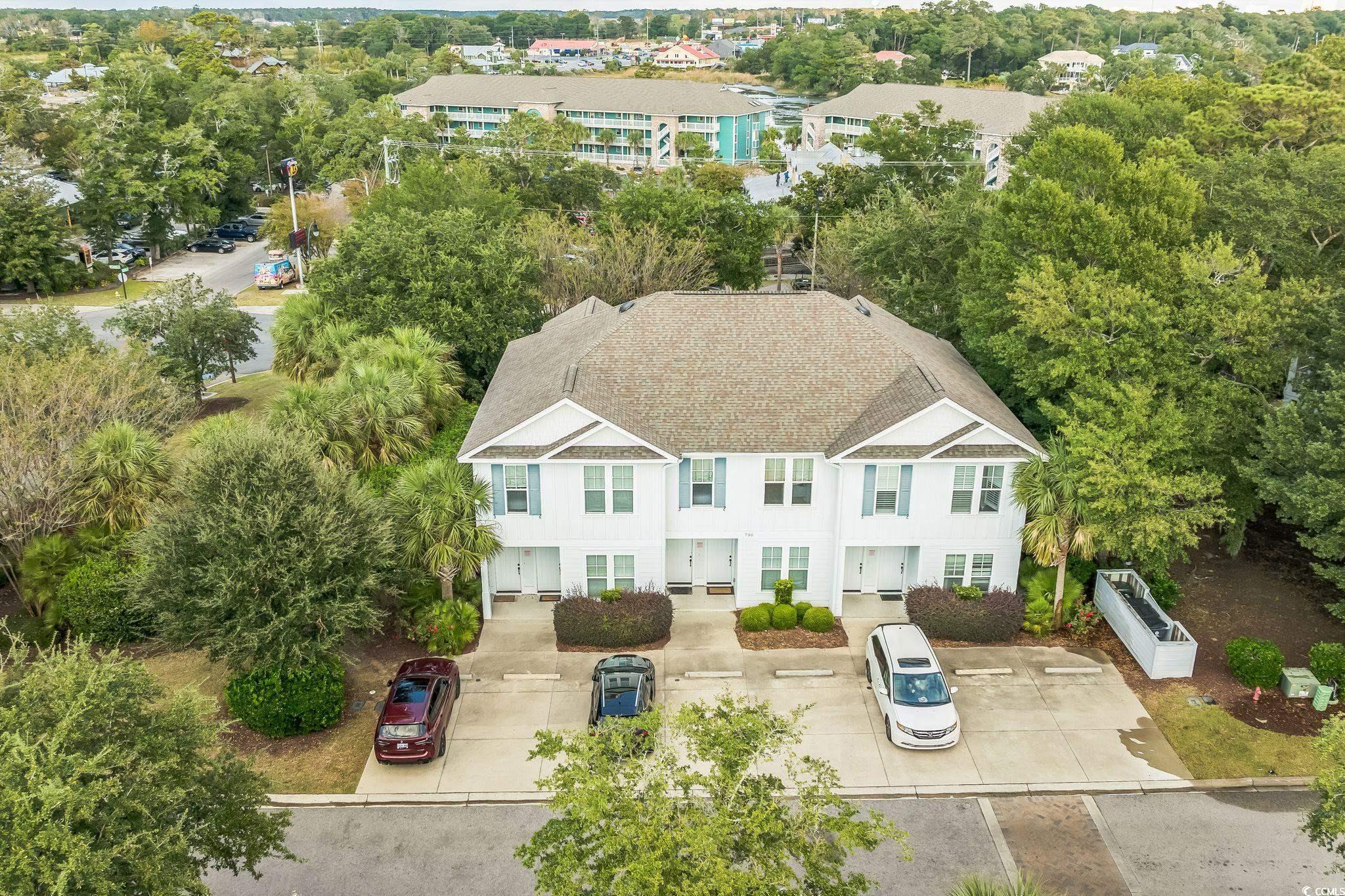 730 Madiera Dr. Property Photo 2