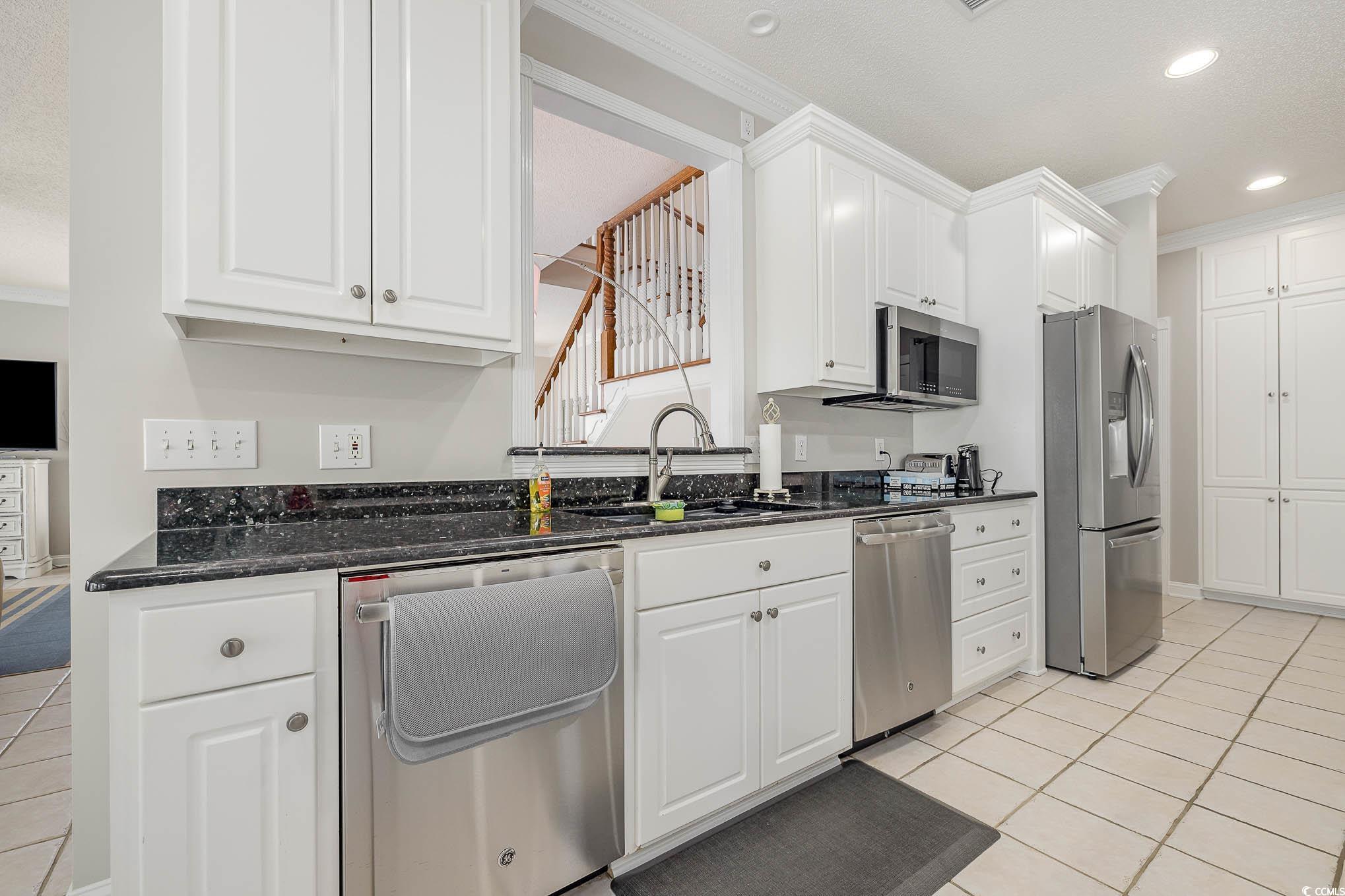 204 5th Ave. N Property Photo 8