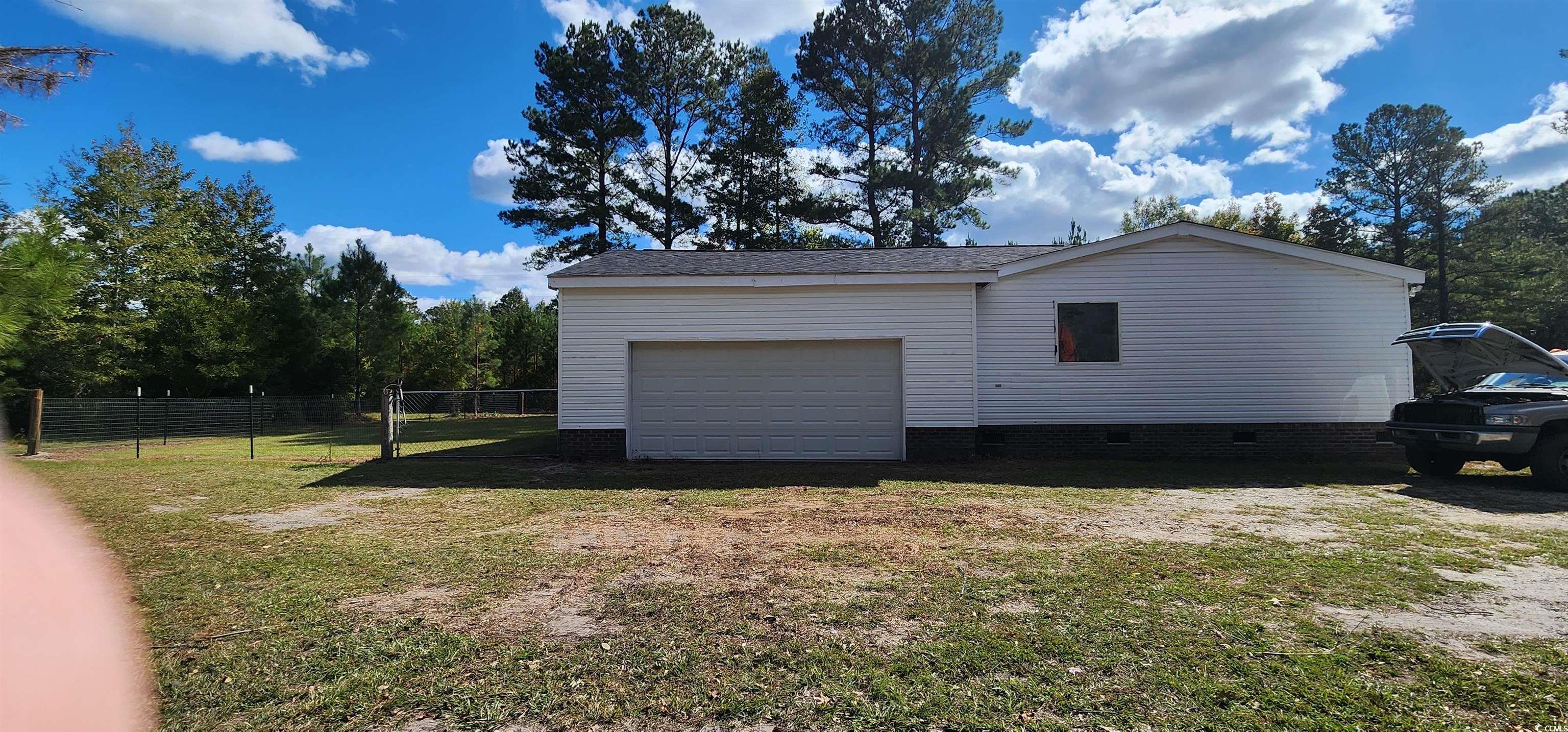1661 Doughty Rd Property Photo 2
