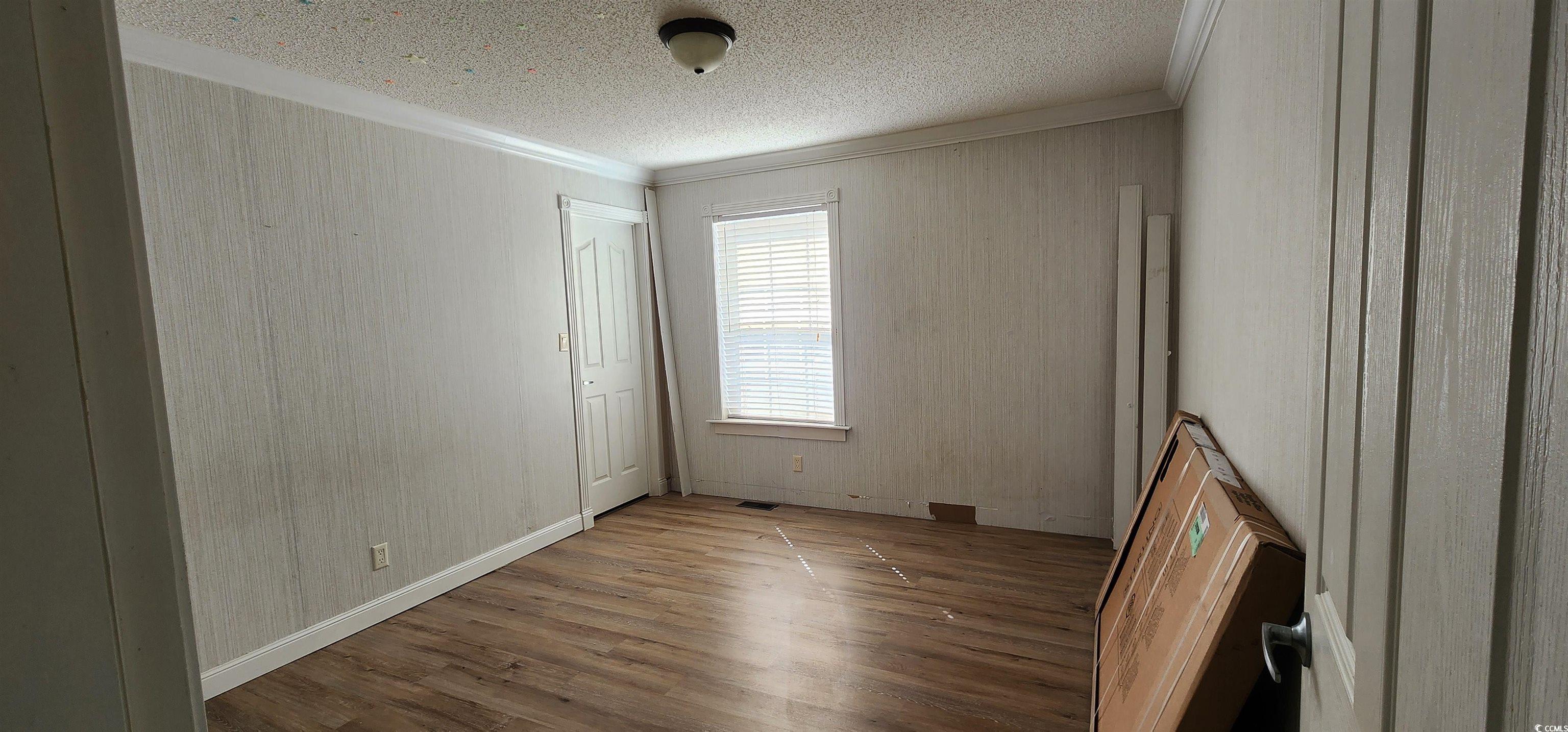 1661 Doughty Rd Property Photo 9