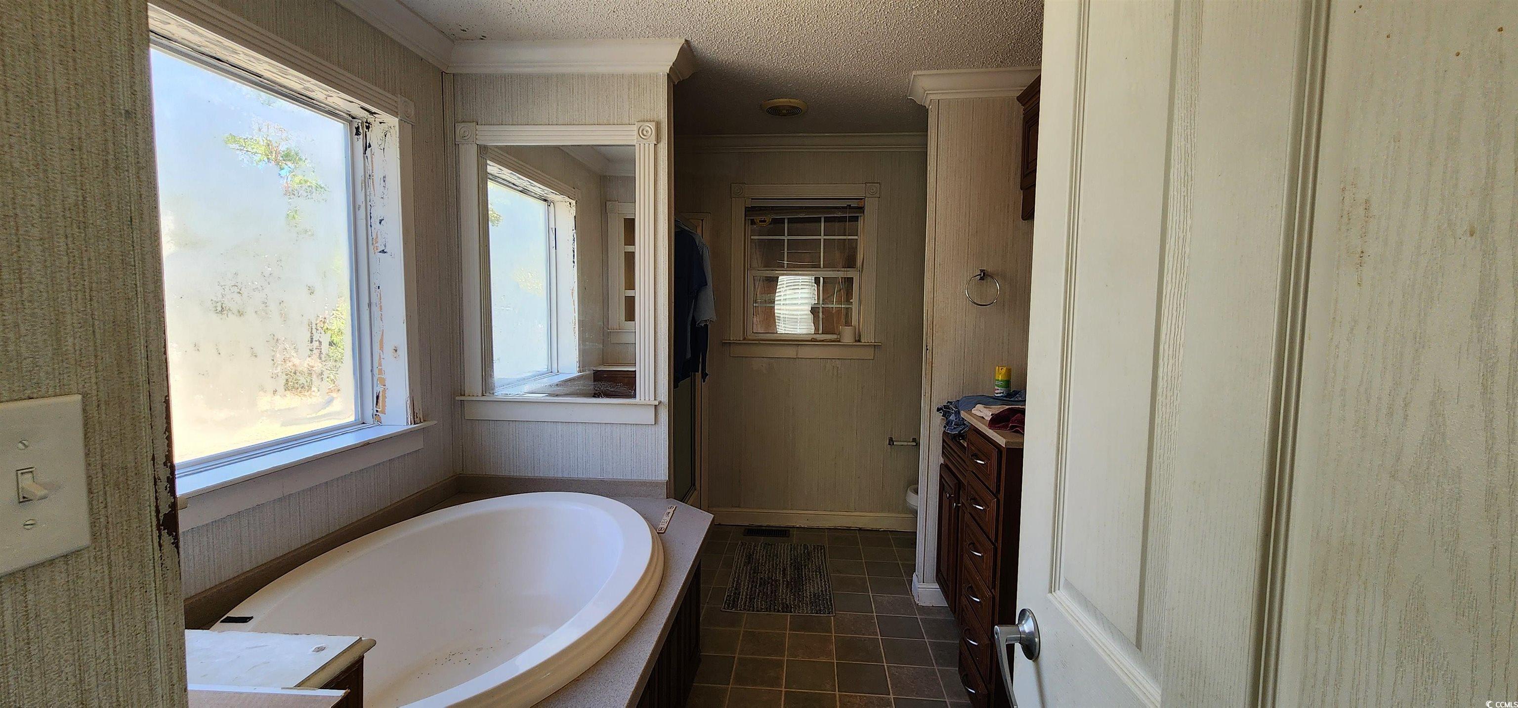 1661 Doughty Rd Property Photo 11