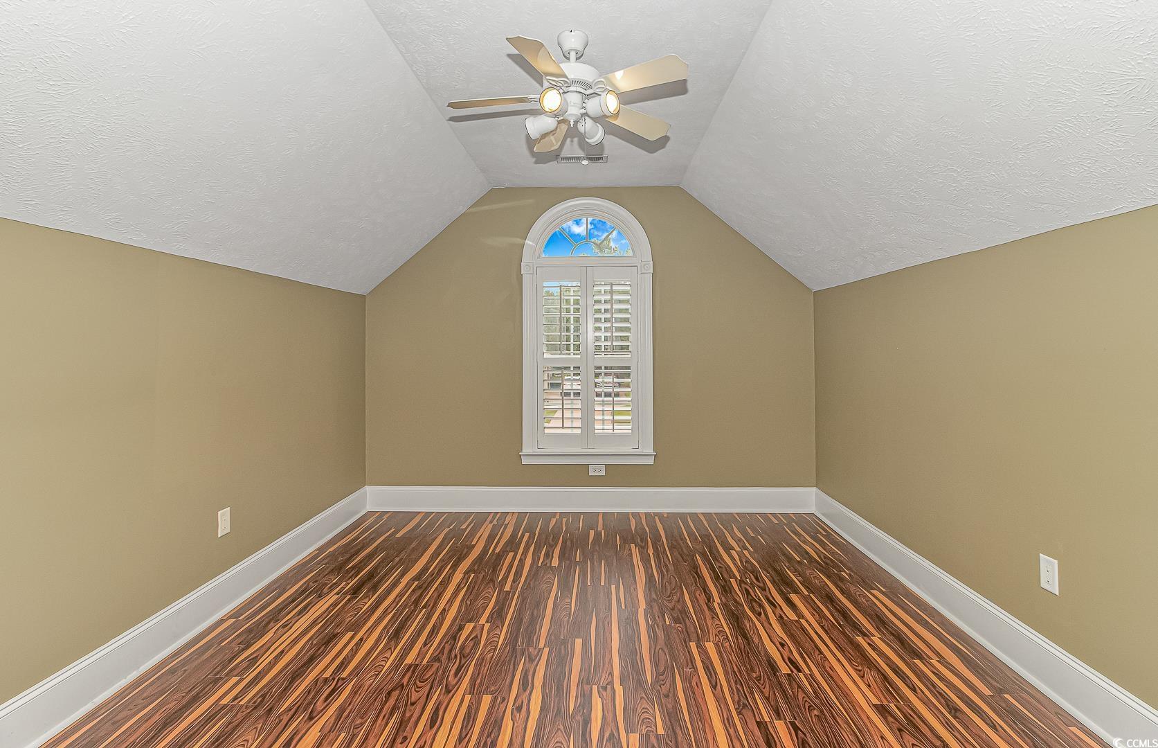 676 Oxbow Dr. Property Photo 26