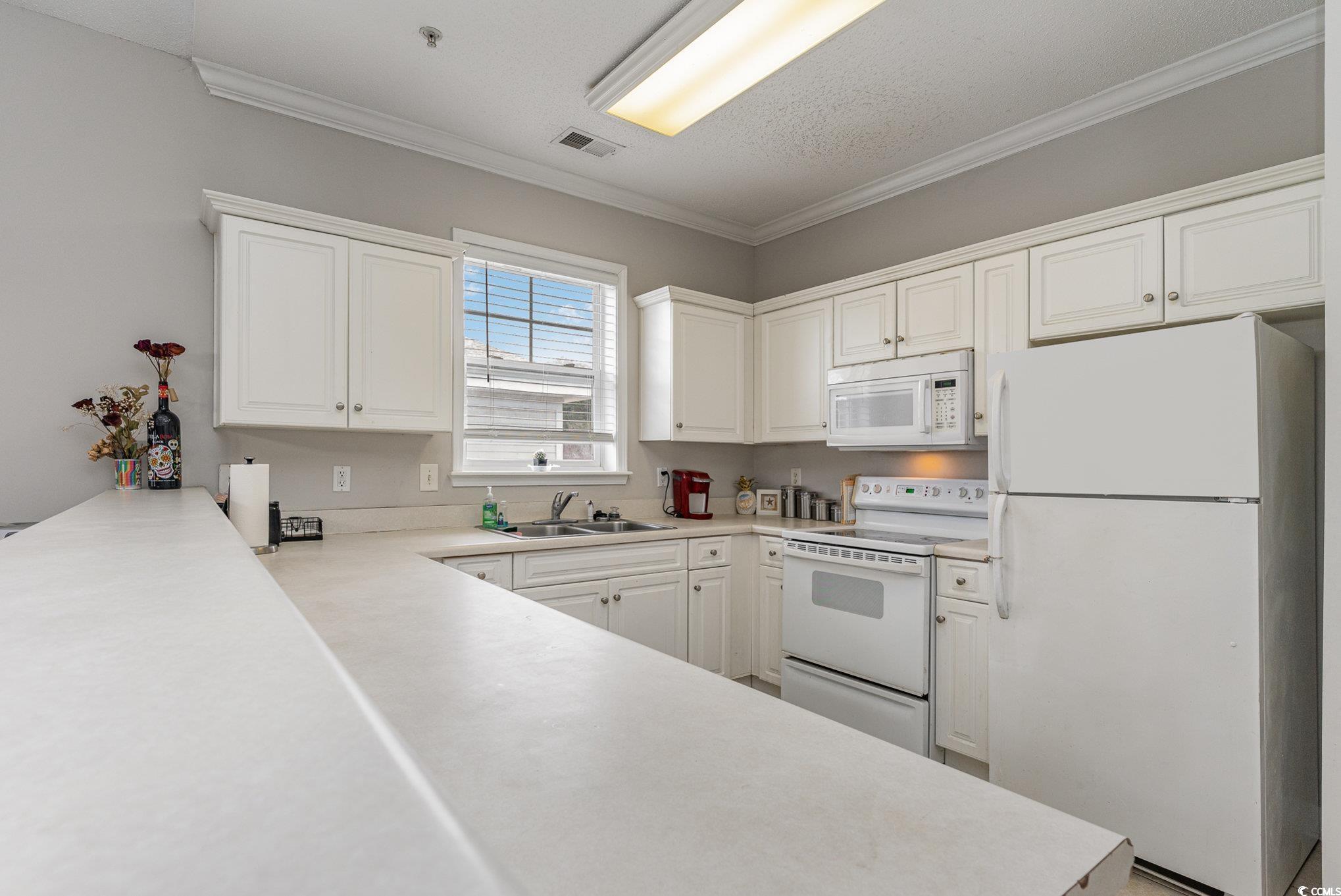 332 Kiskadee Loop Property Photo 17