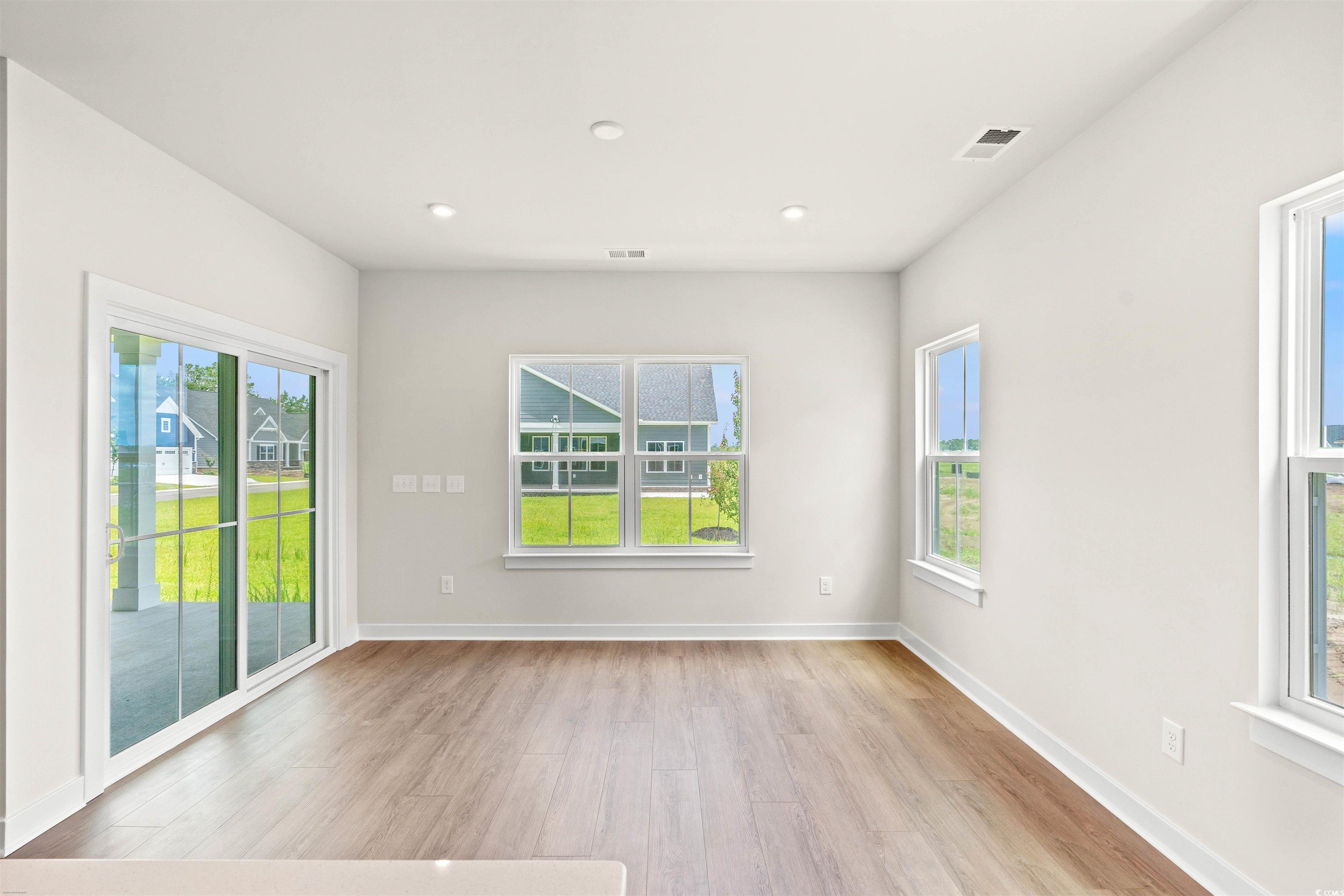 7076 Denim Loop Property Photo 10