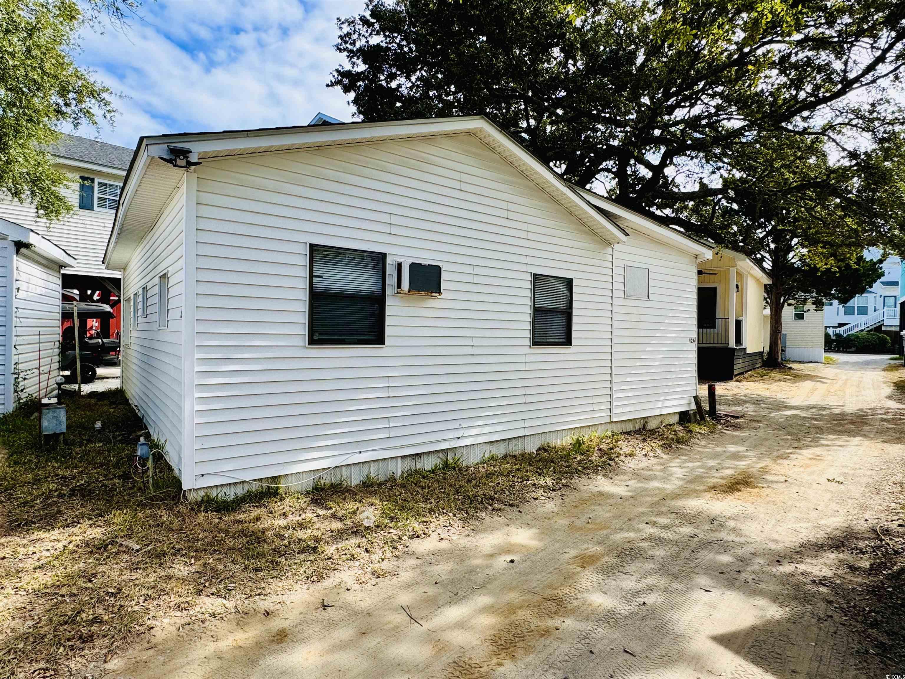 6001 - M26 S Kings Hwy. Property Photo 4