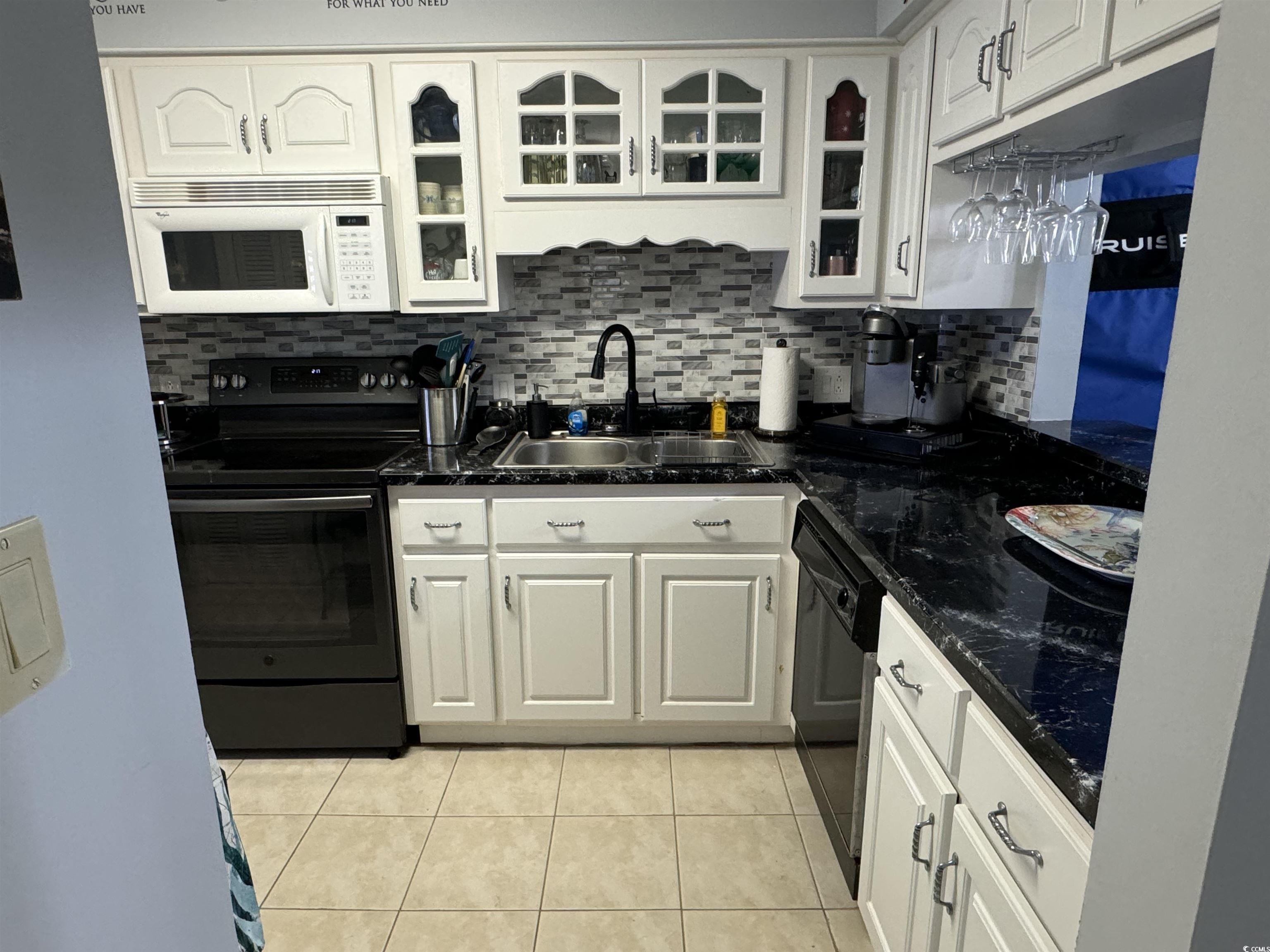 5515 N Ocean Blvd. Property Photo 7