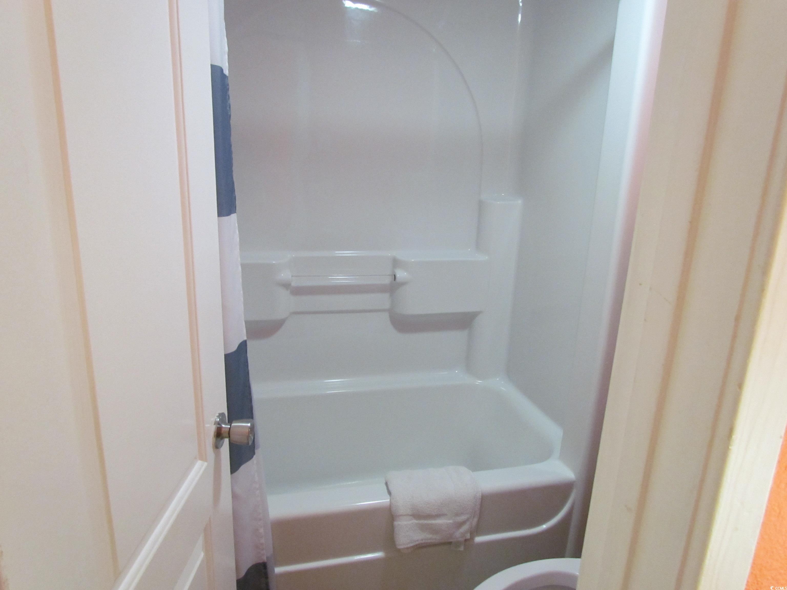 6804 N Ocean Blvd. Property Photo 12