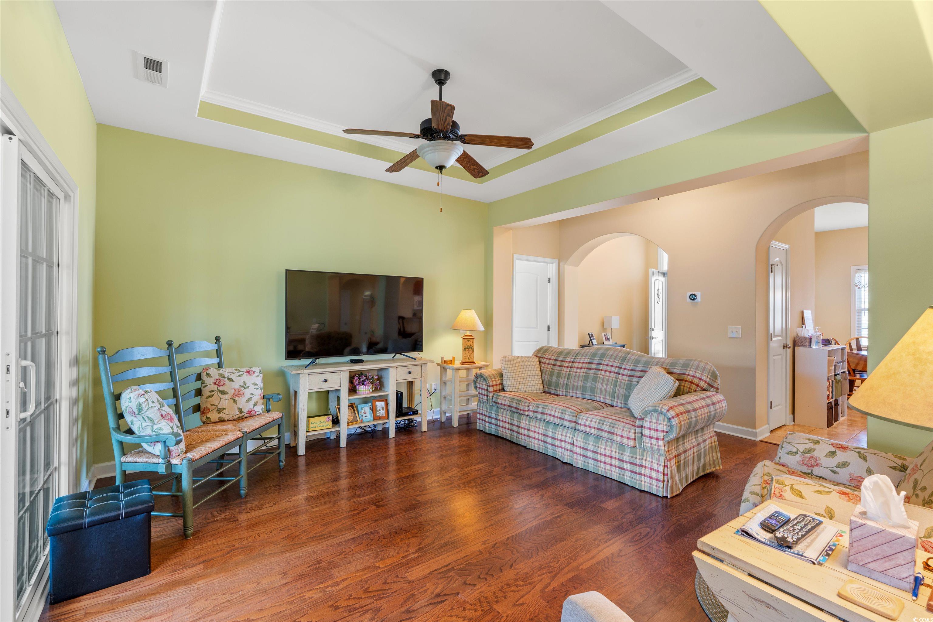 237 Cloverleaf Dr. Property Photo 5