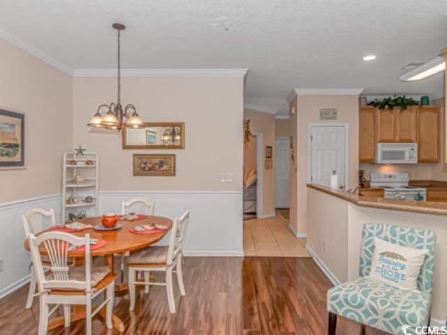 5804 Longwood Dr. Property Photo 8