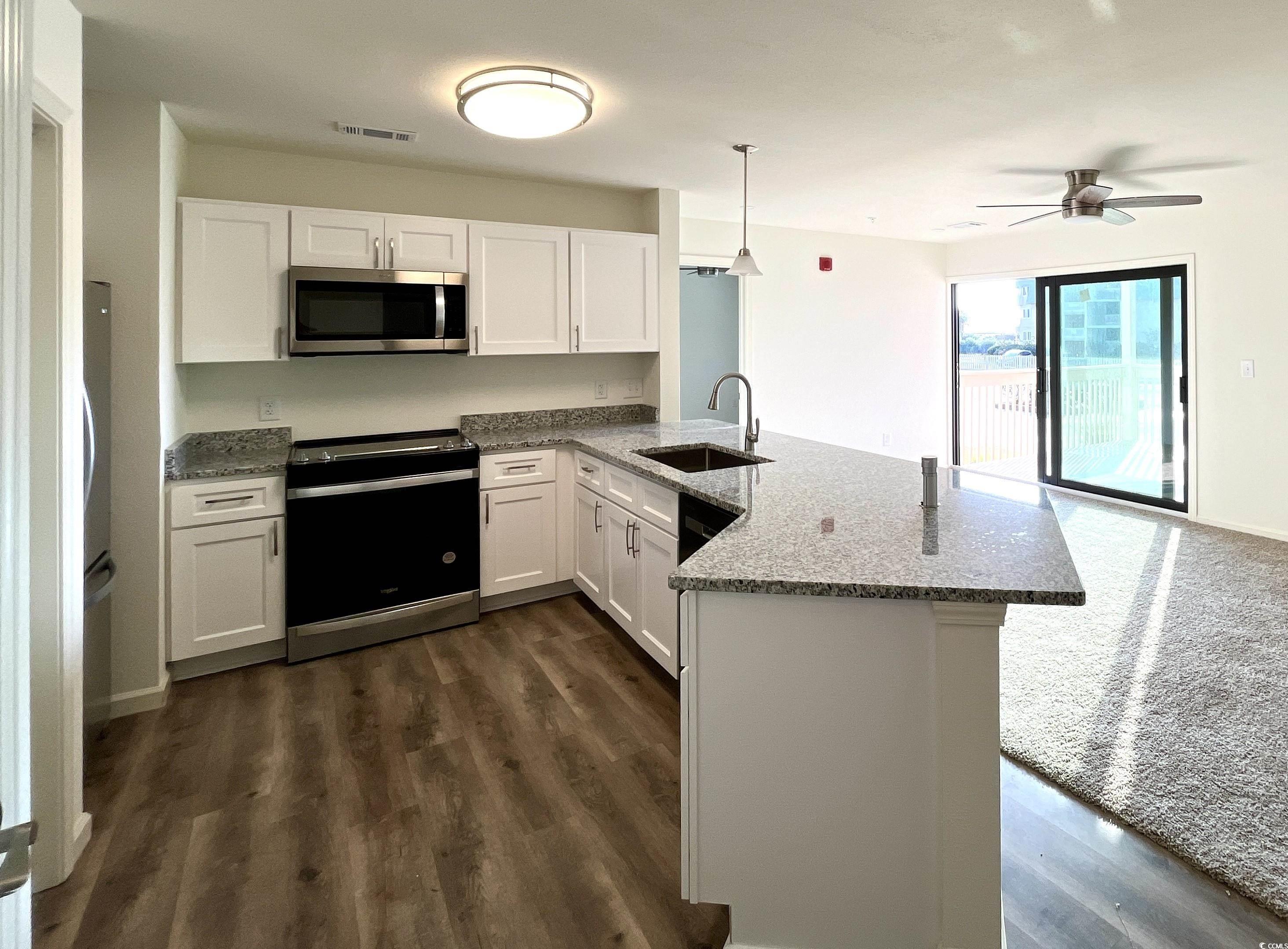 9661 Shore Dr. Property Photo 4