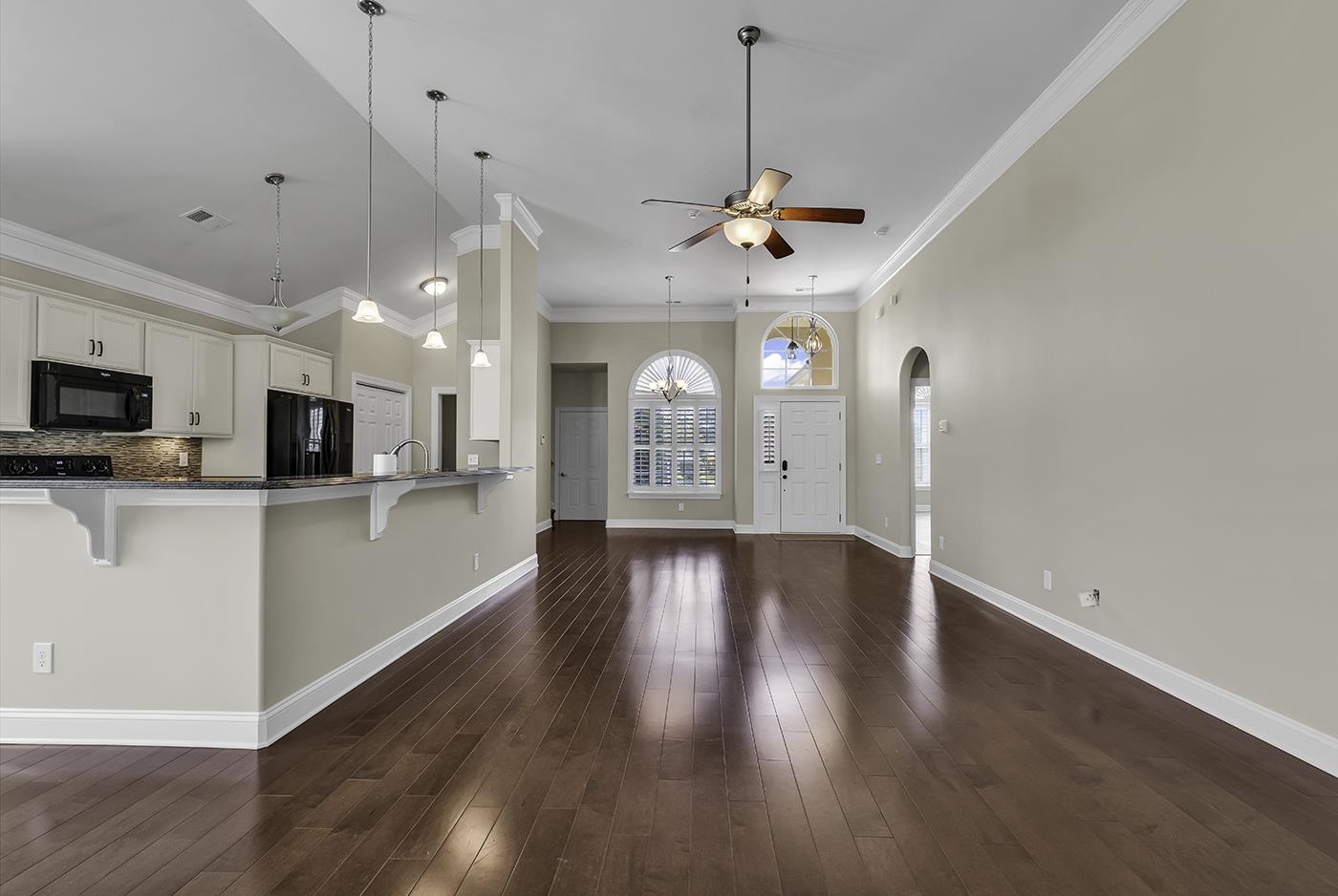 217 Southern Breezes Circle Property Photo 3