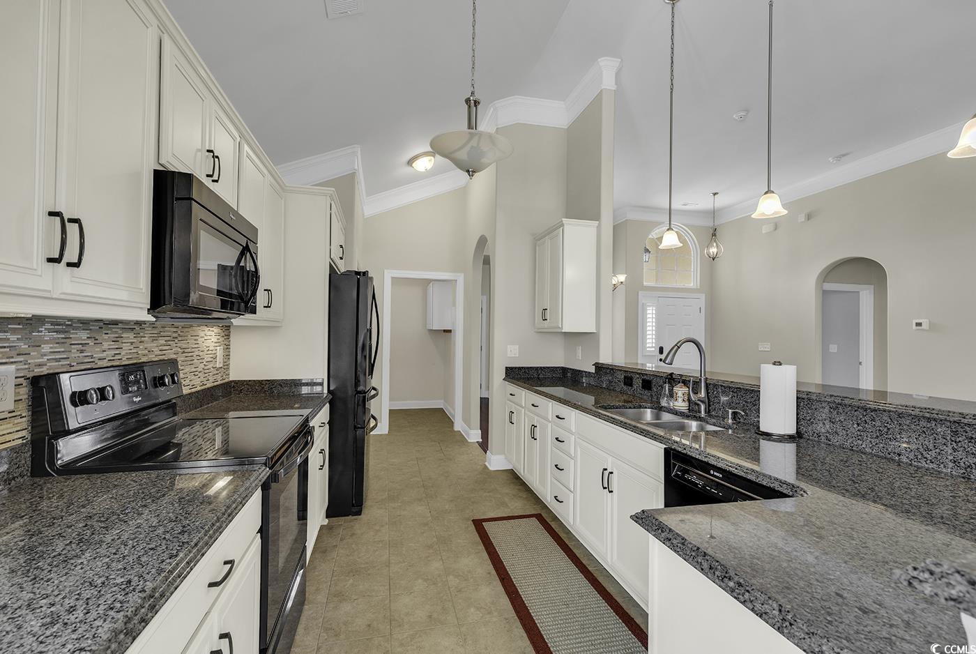217 Southern Breezes Circle Property Photo 6