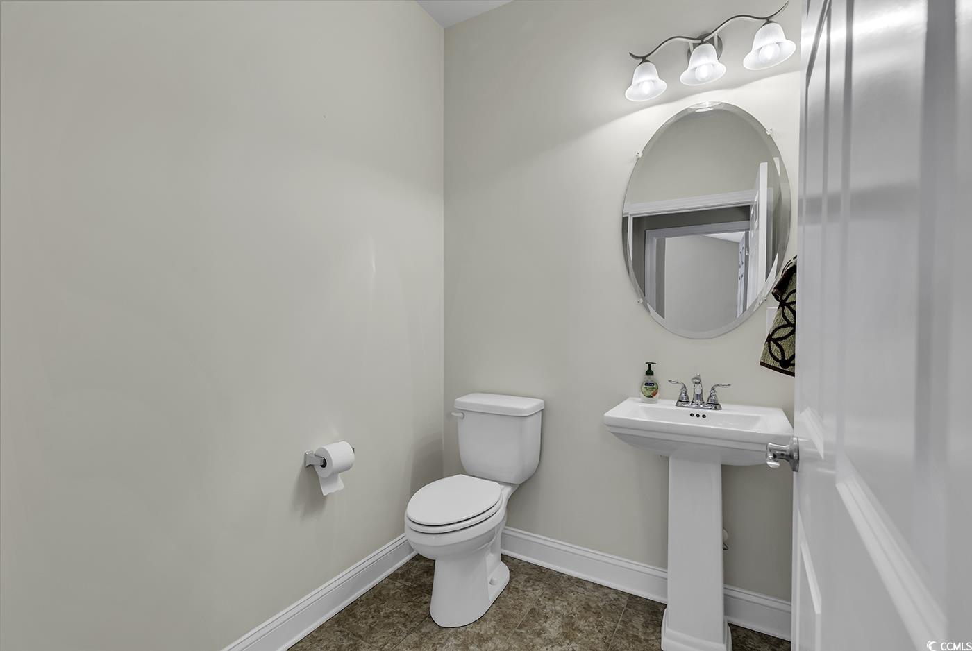 217 Southern Breezes Circle Property Photo 20