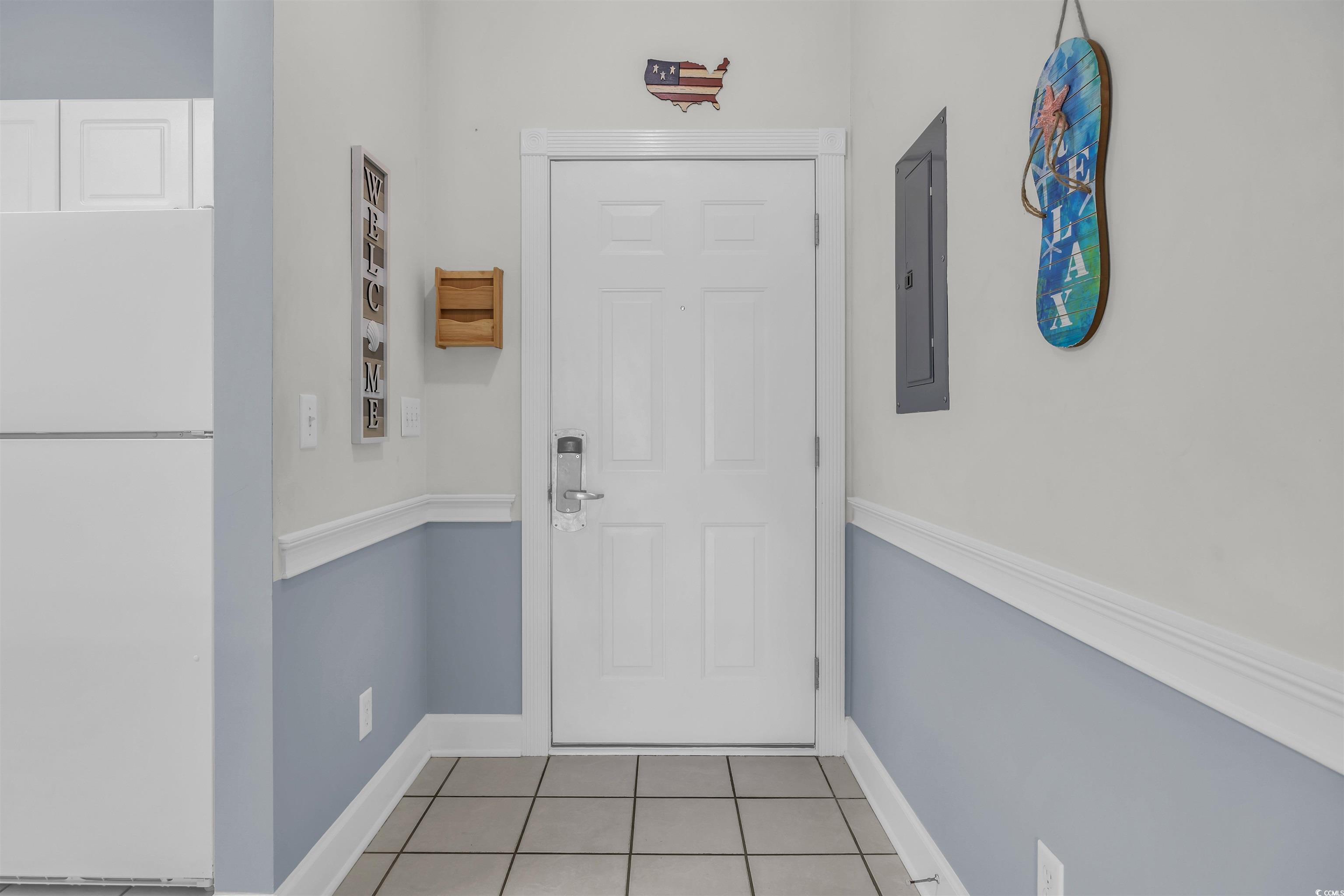4879 Dahlia Ct. Property Photo 4