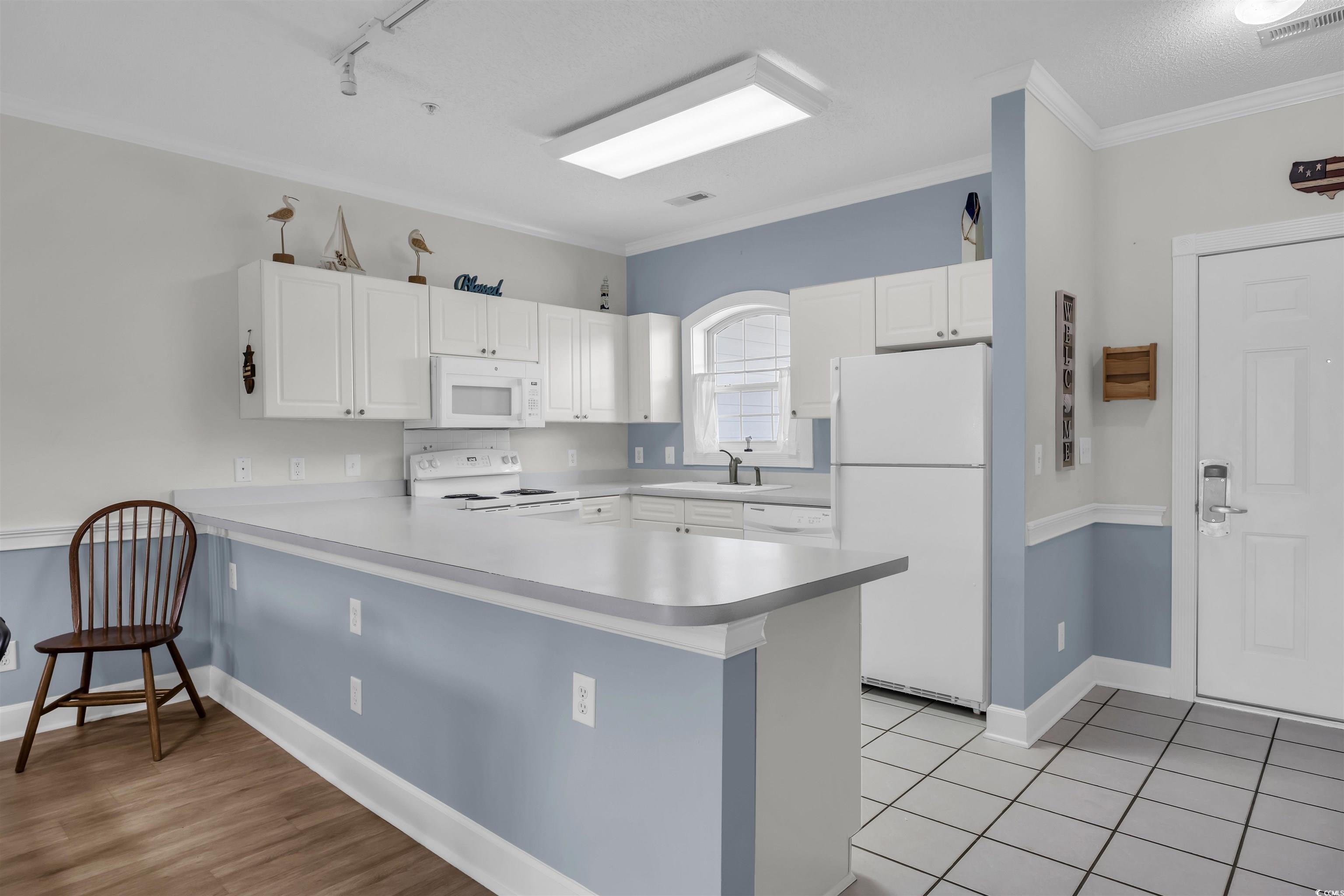 4879 Dahlia Ct. Property Photo 7