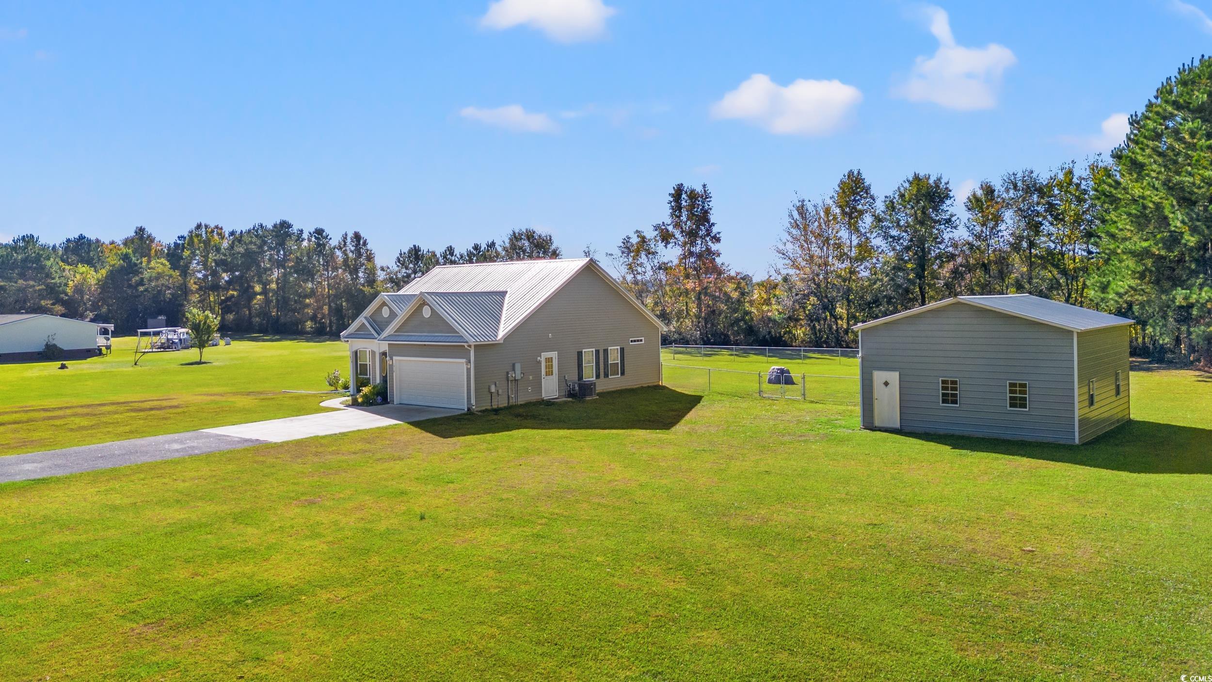 1918 Highway 646 Property Photo 4