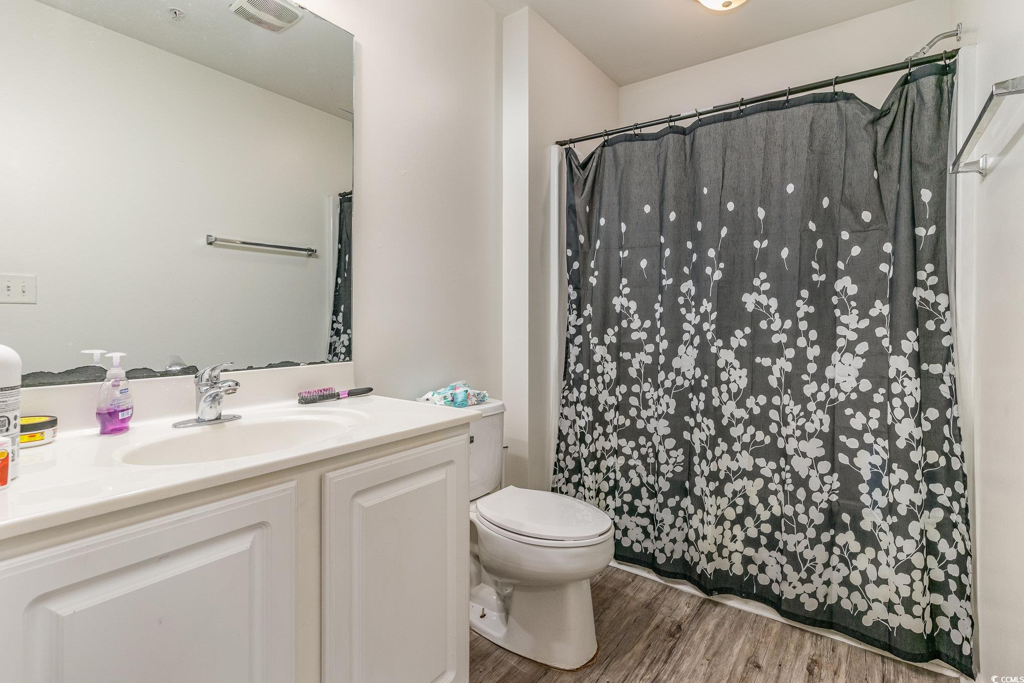 4845 Meadowsweet Dr. Property Photo 17