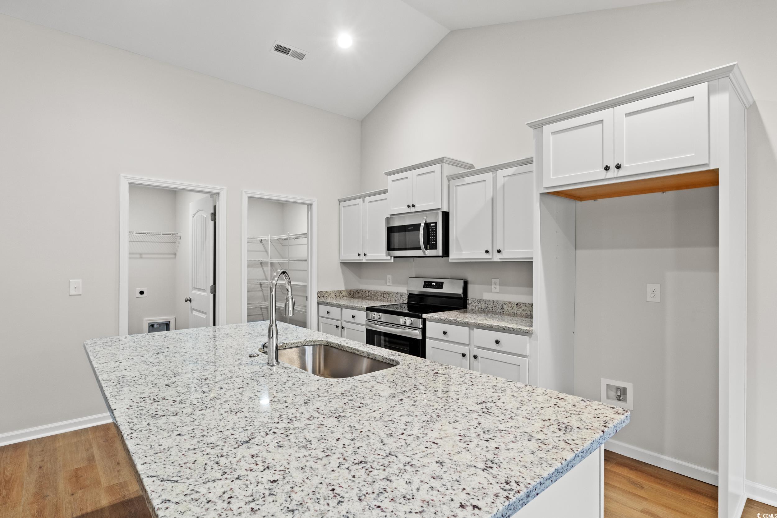 902 Owls Nest Dr. Property Photo 10
