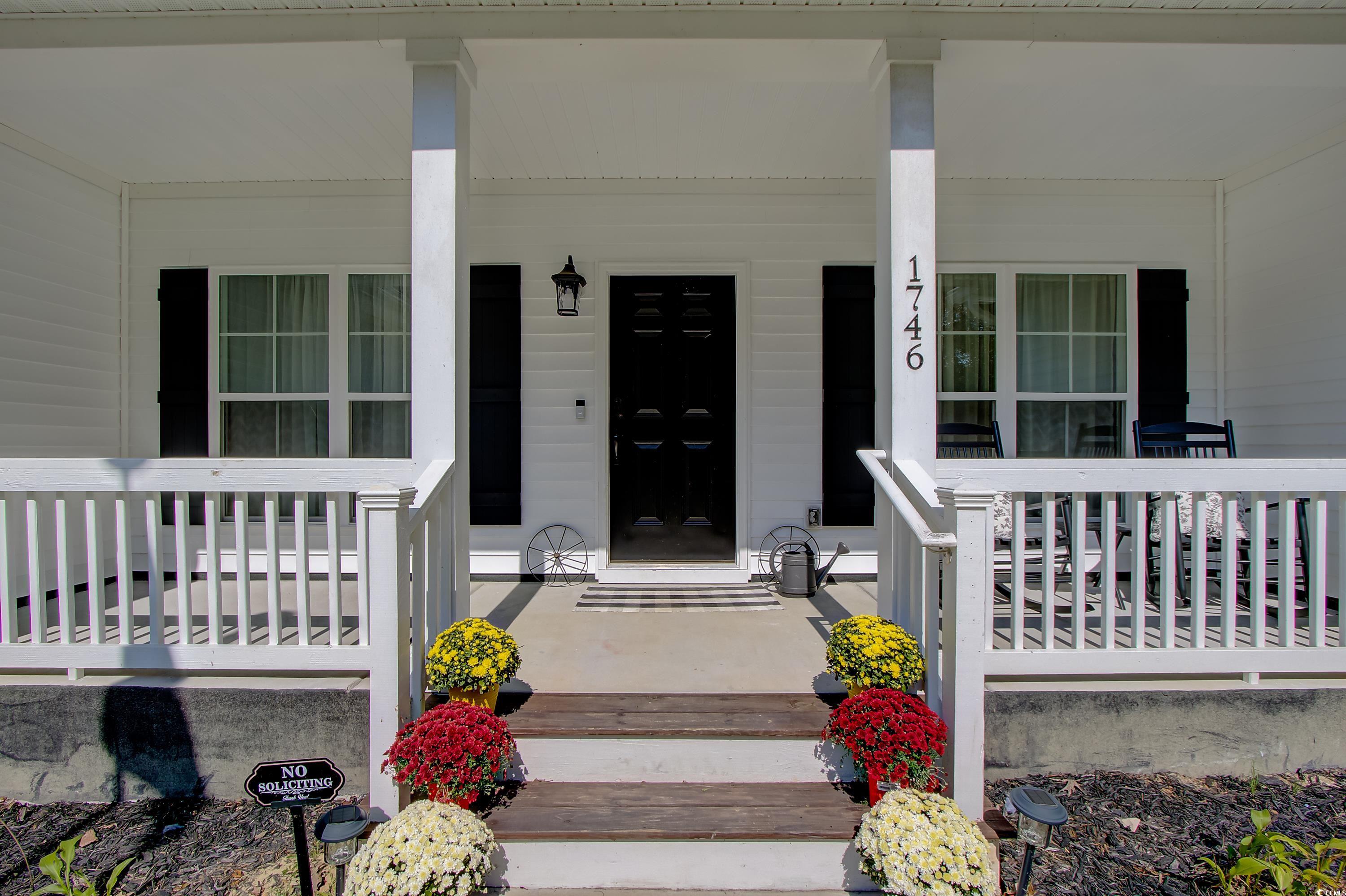 1746 Pierpont Ave. Property Photo 2