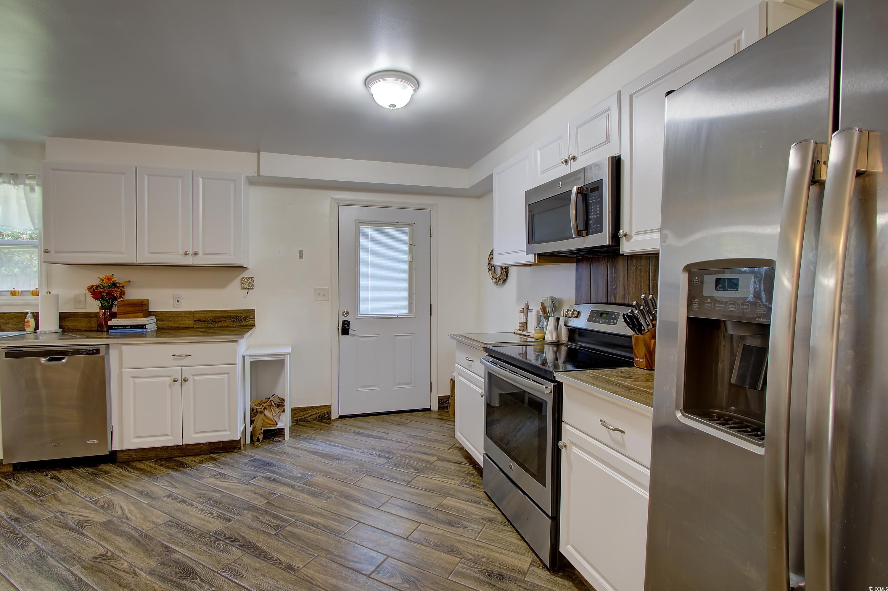 1746 Pierpont Ave. Property Photo 28