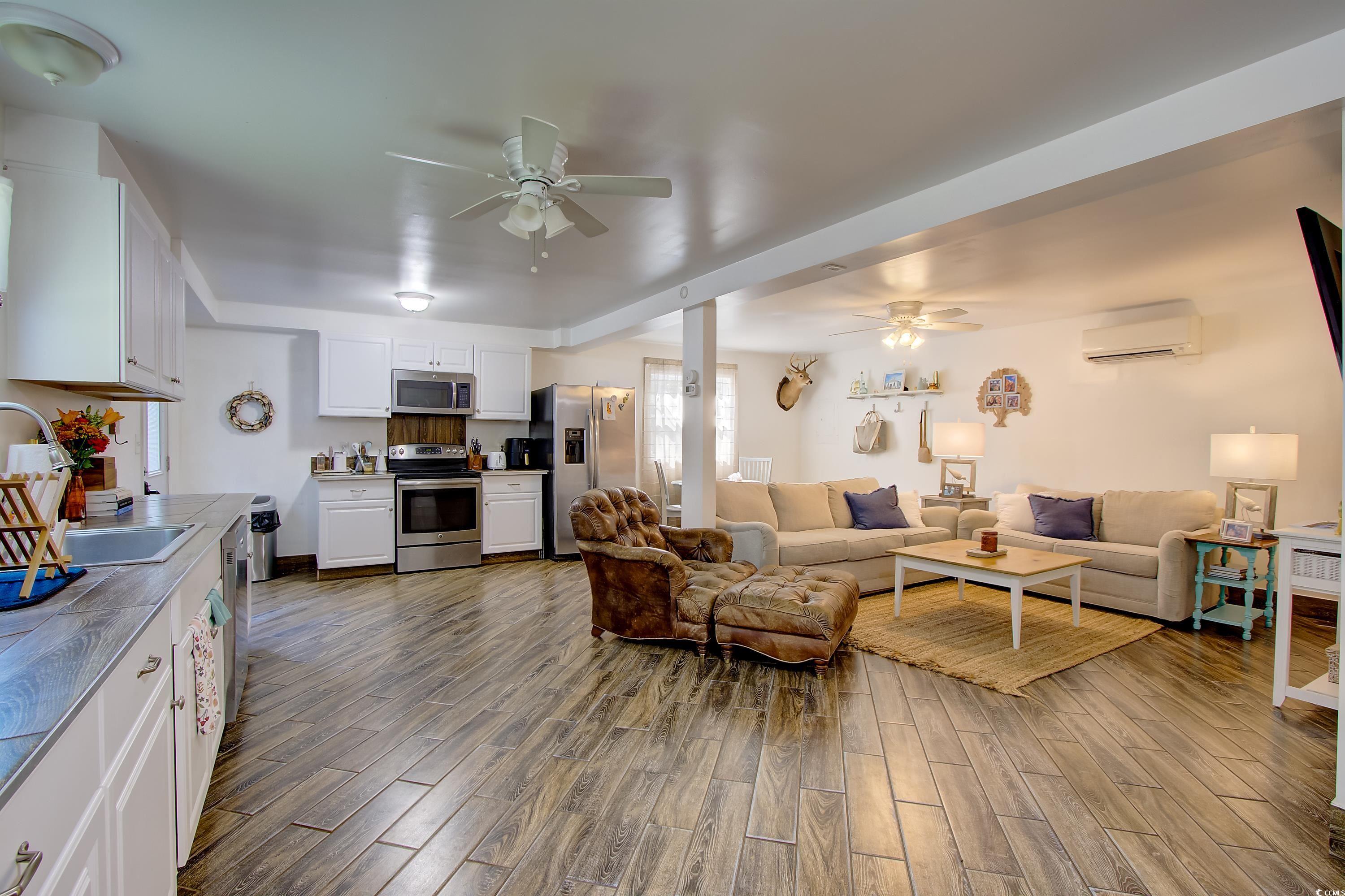 1746 Pierpont Ave. Property Photo 30