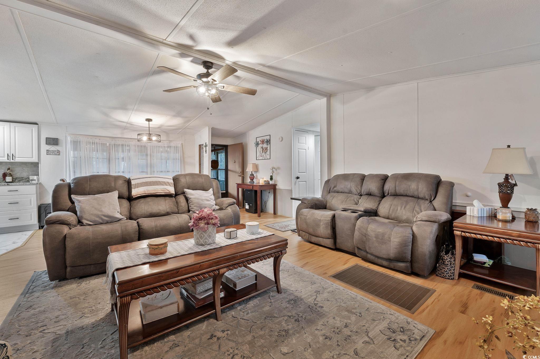 2511 Ye Olde Kings Hwy. Property Photo 15