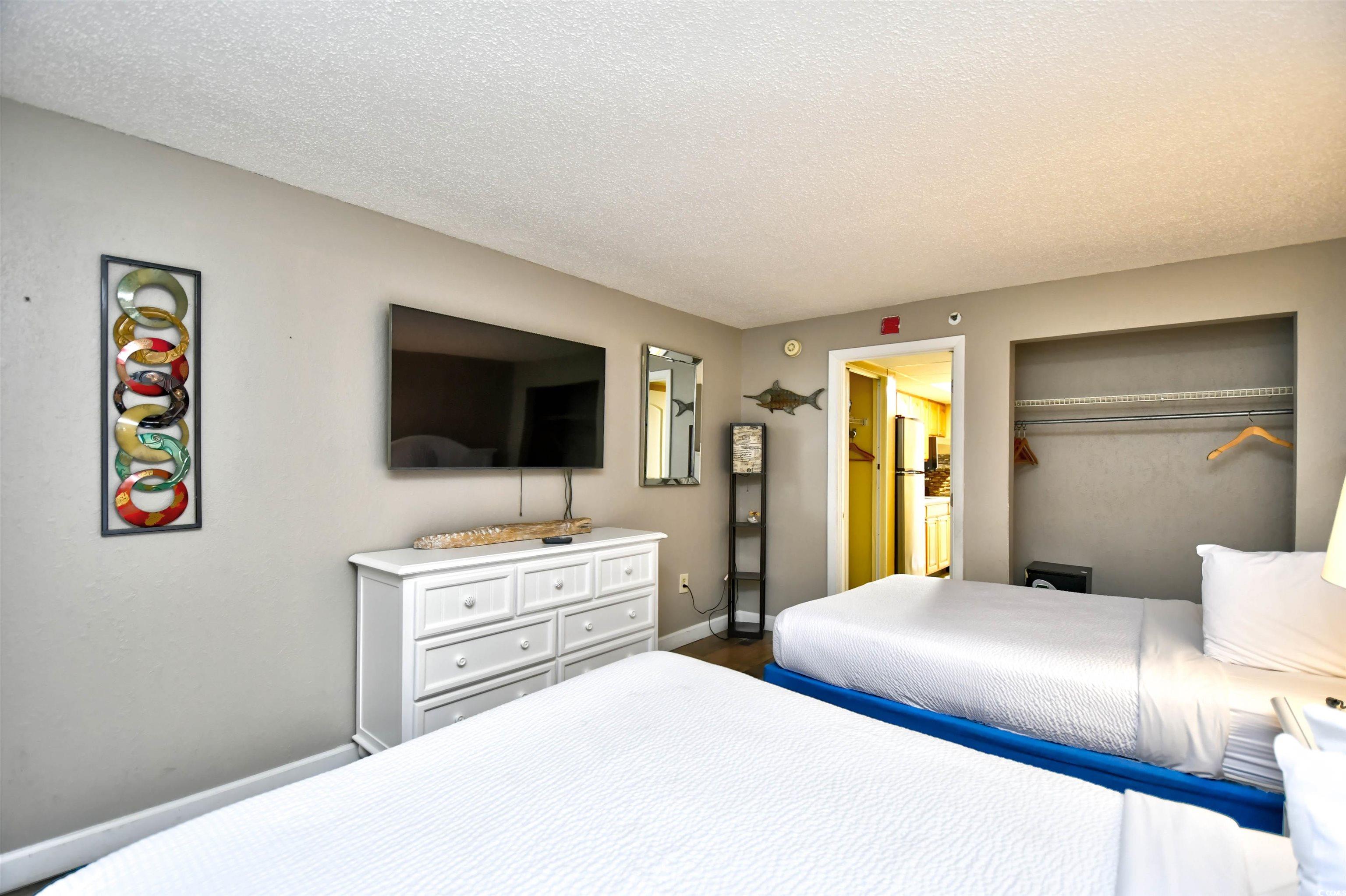 6804 N Ocean Blvd. Property Photo 8
