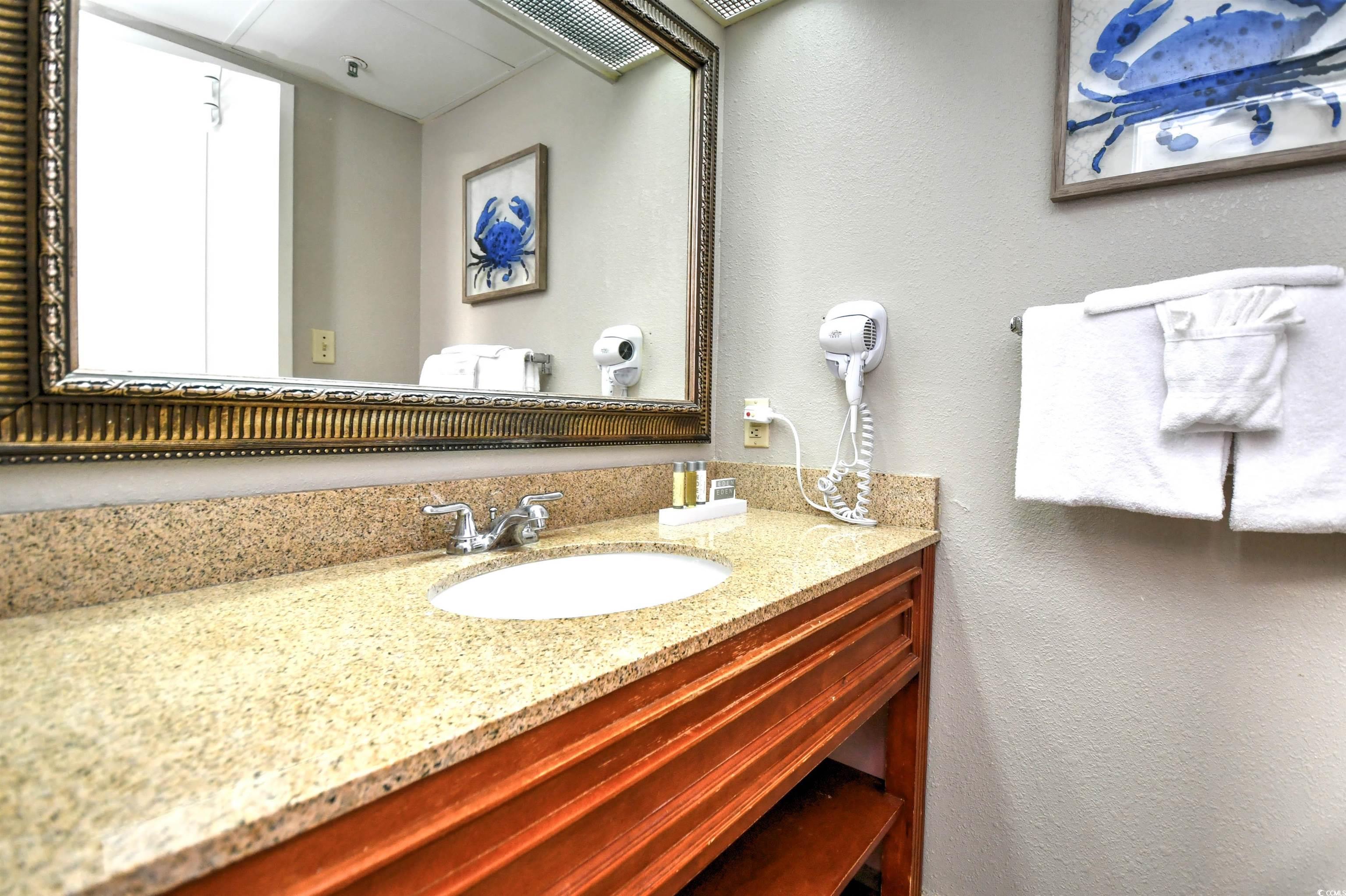 6804 N Ocean Blvd. Property Photo 10