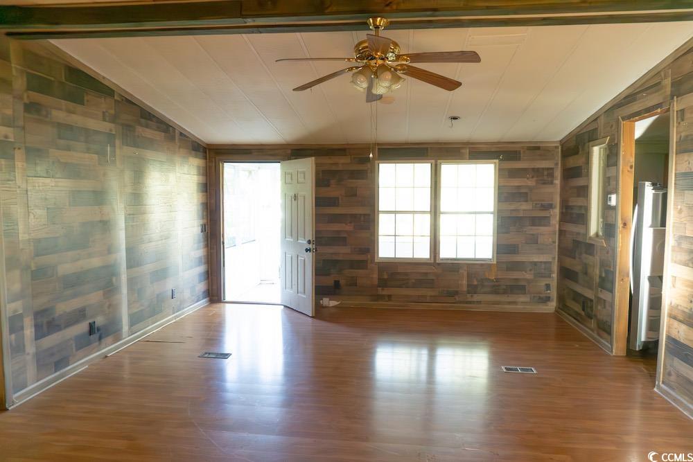 6235 Green Meadow Dr. Property Photo 6