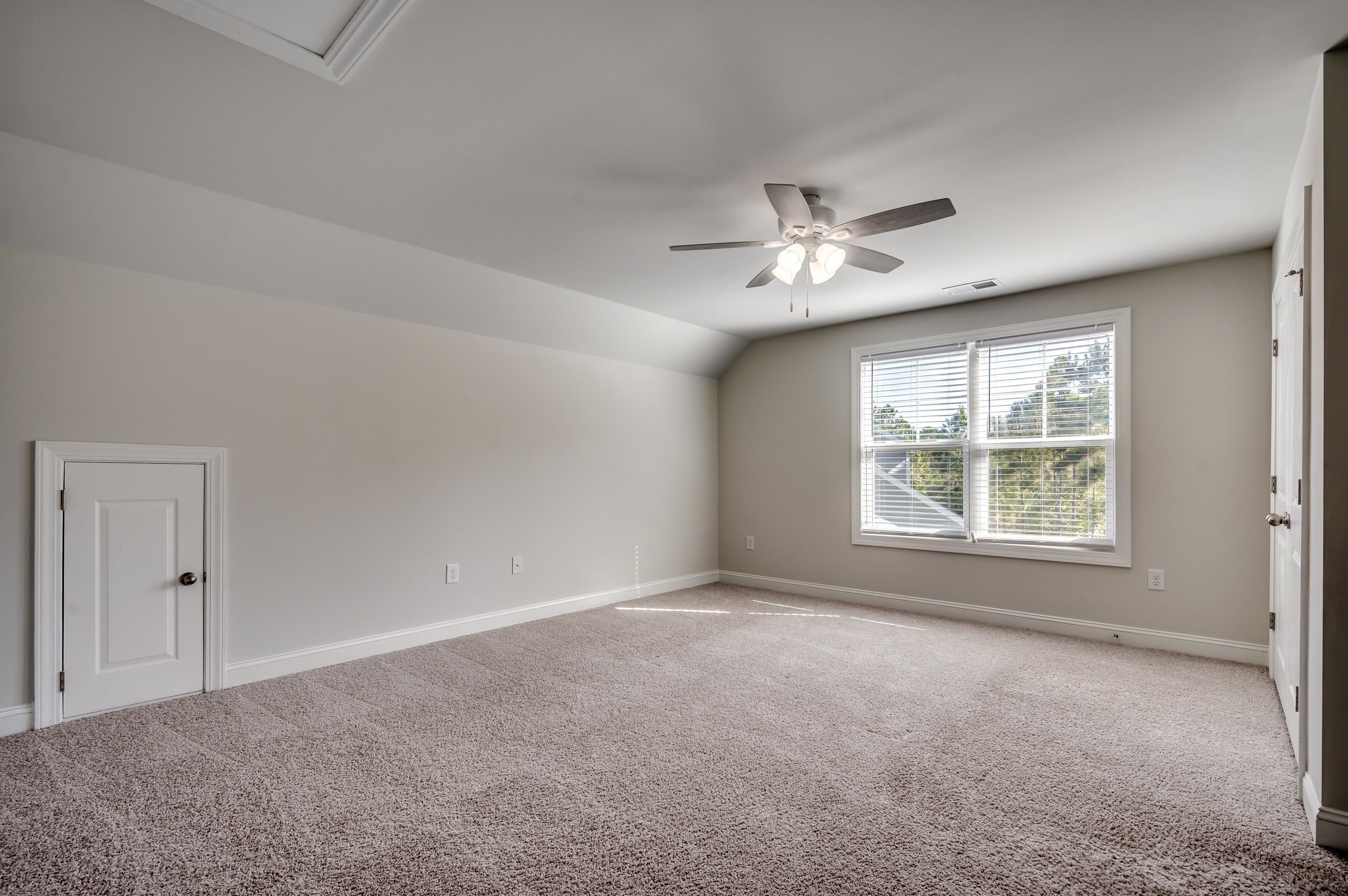 112 Zoysia Grass Ct Property Photo 28