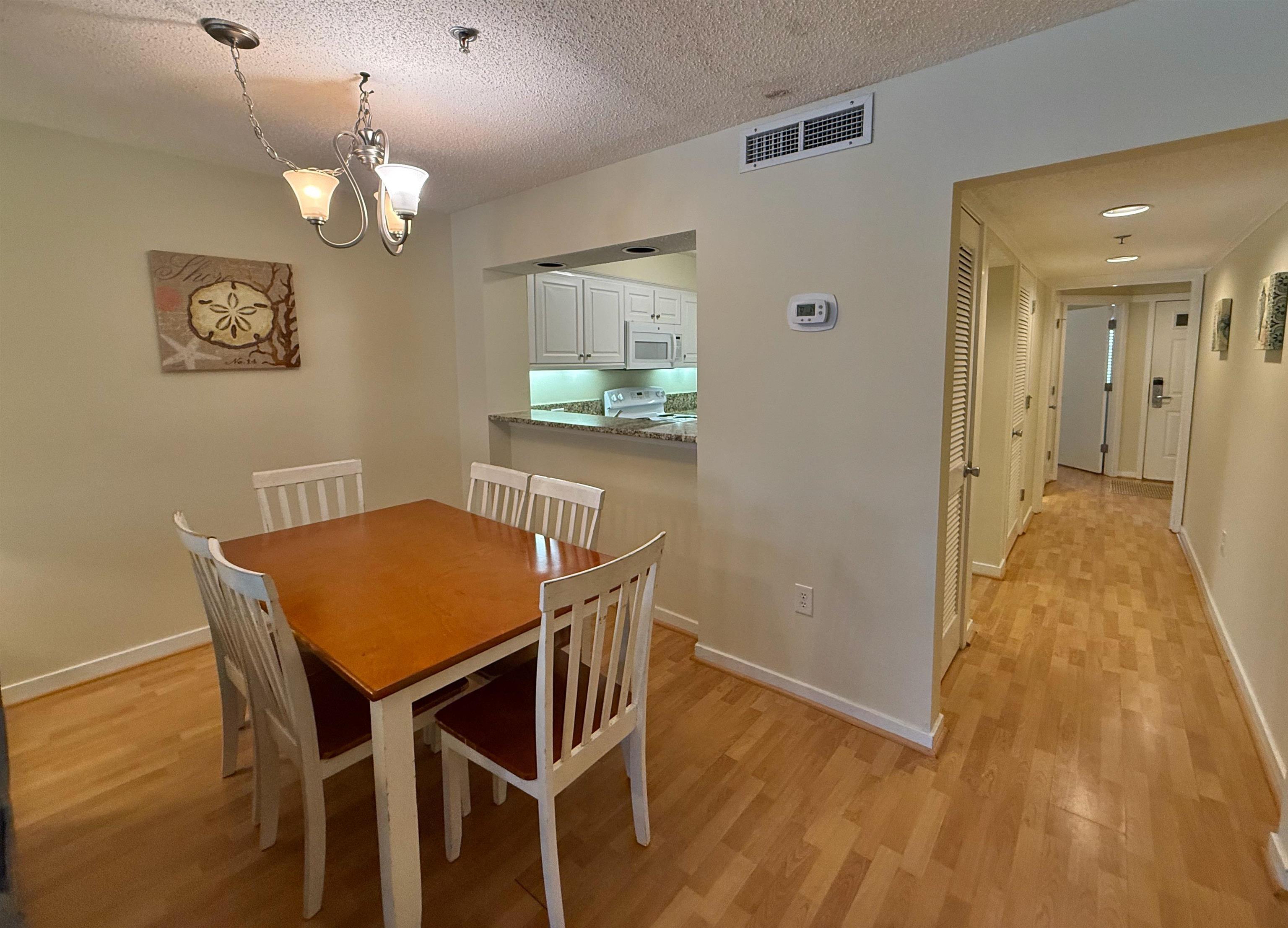 410 Melrose Pl. Property Photo 14