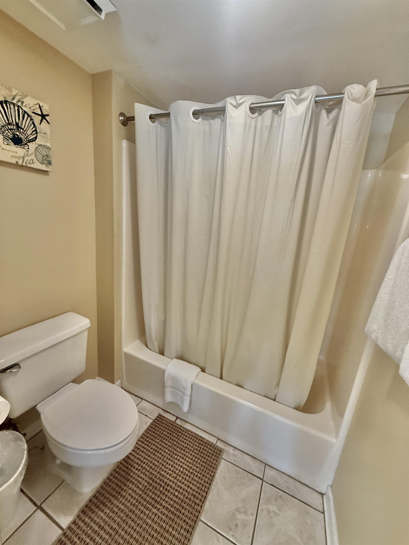 410 Melrose Pl. Property Photo 37