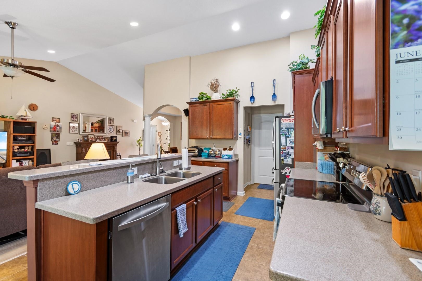 544 Running Deer Trail Property Photo 8