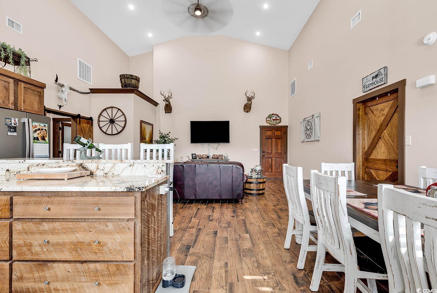 7299 Cartrette Rd. Property Photo 6