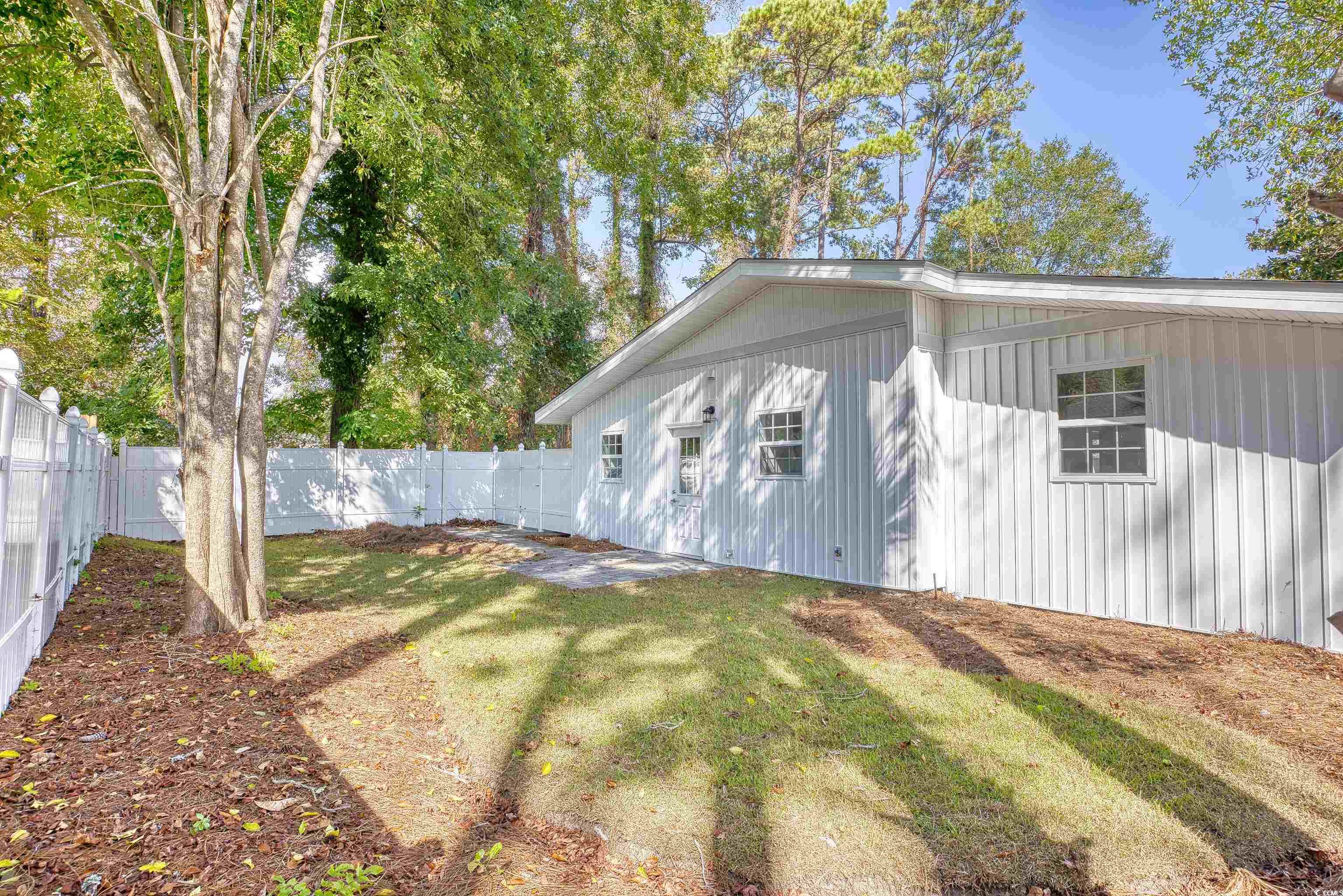 615 1st Ave. N Property Photo 33