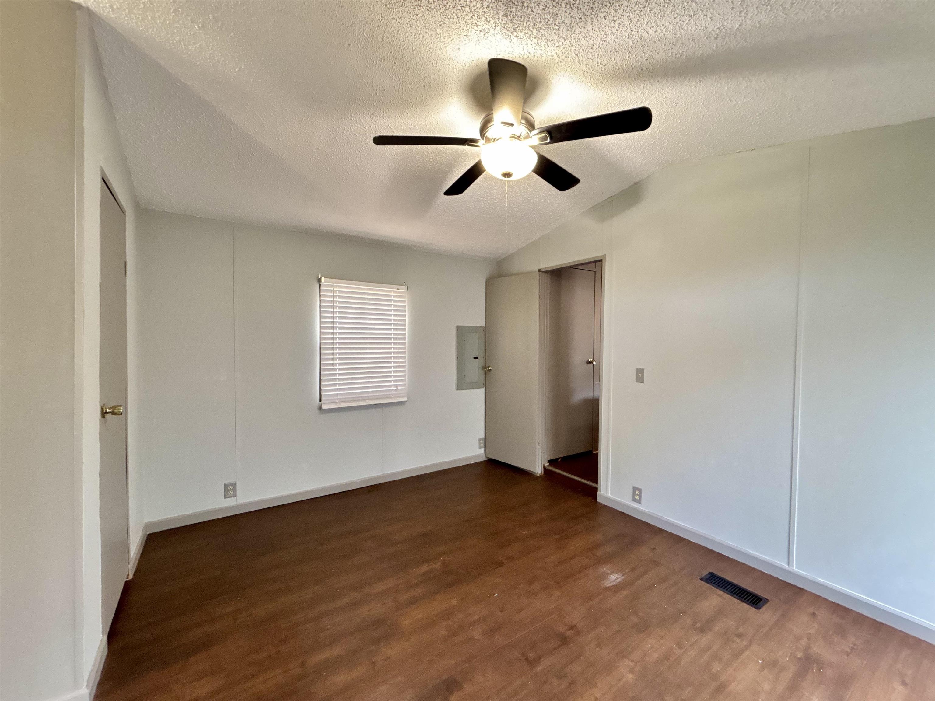 3762 Comfort Ct. Property Photo 19