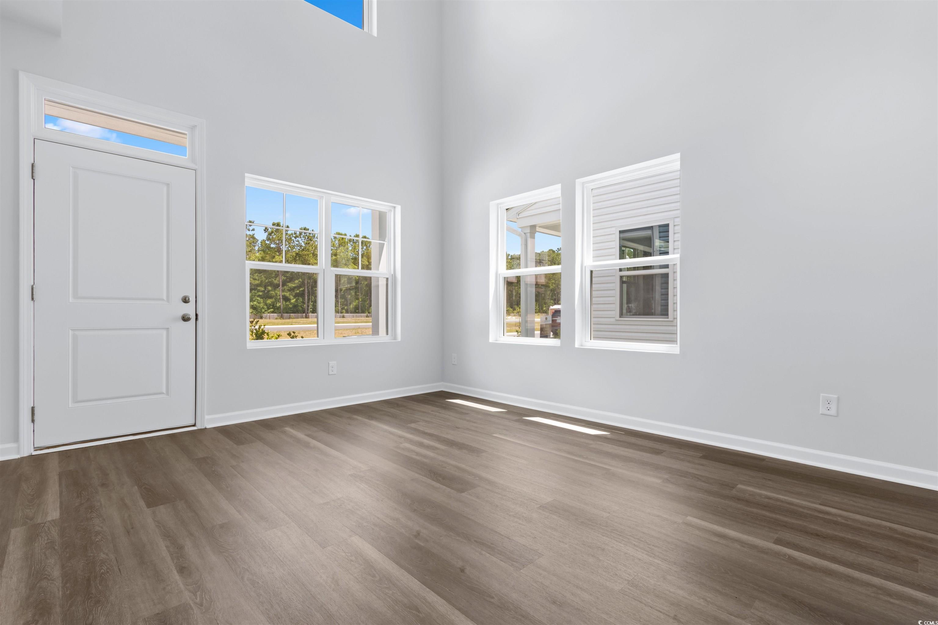796 Nw Palm Frond Way Property Photo 8