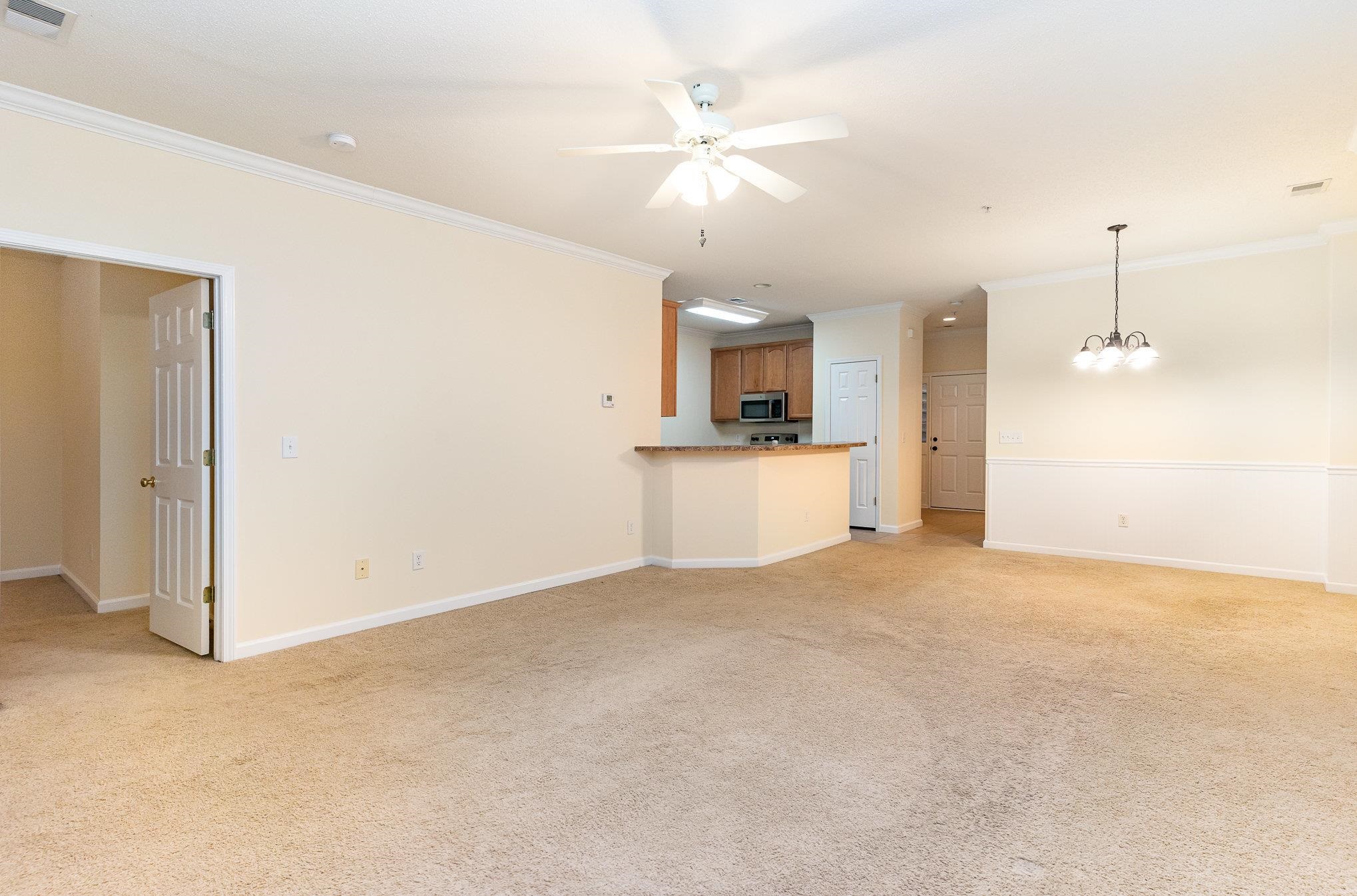 5810 Longwood Dr. Property Photo 8
