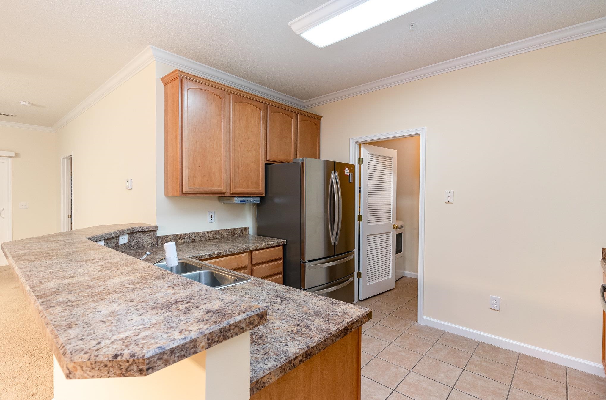 5810 Longwood Dr. Property Photo 9