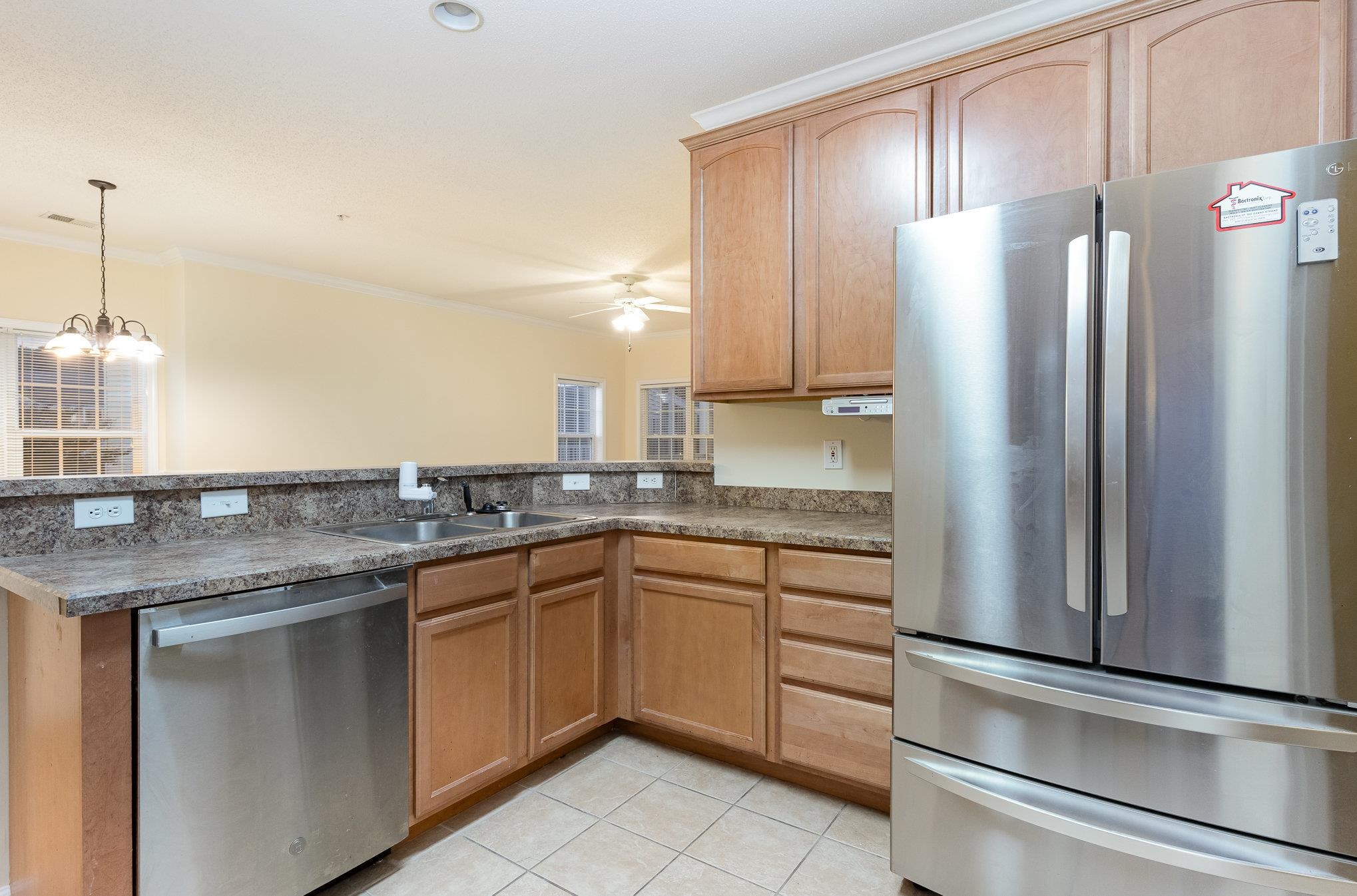 5810 Longwood Dr. Property Photo 11