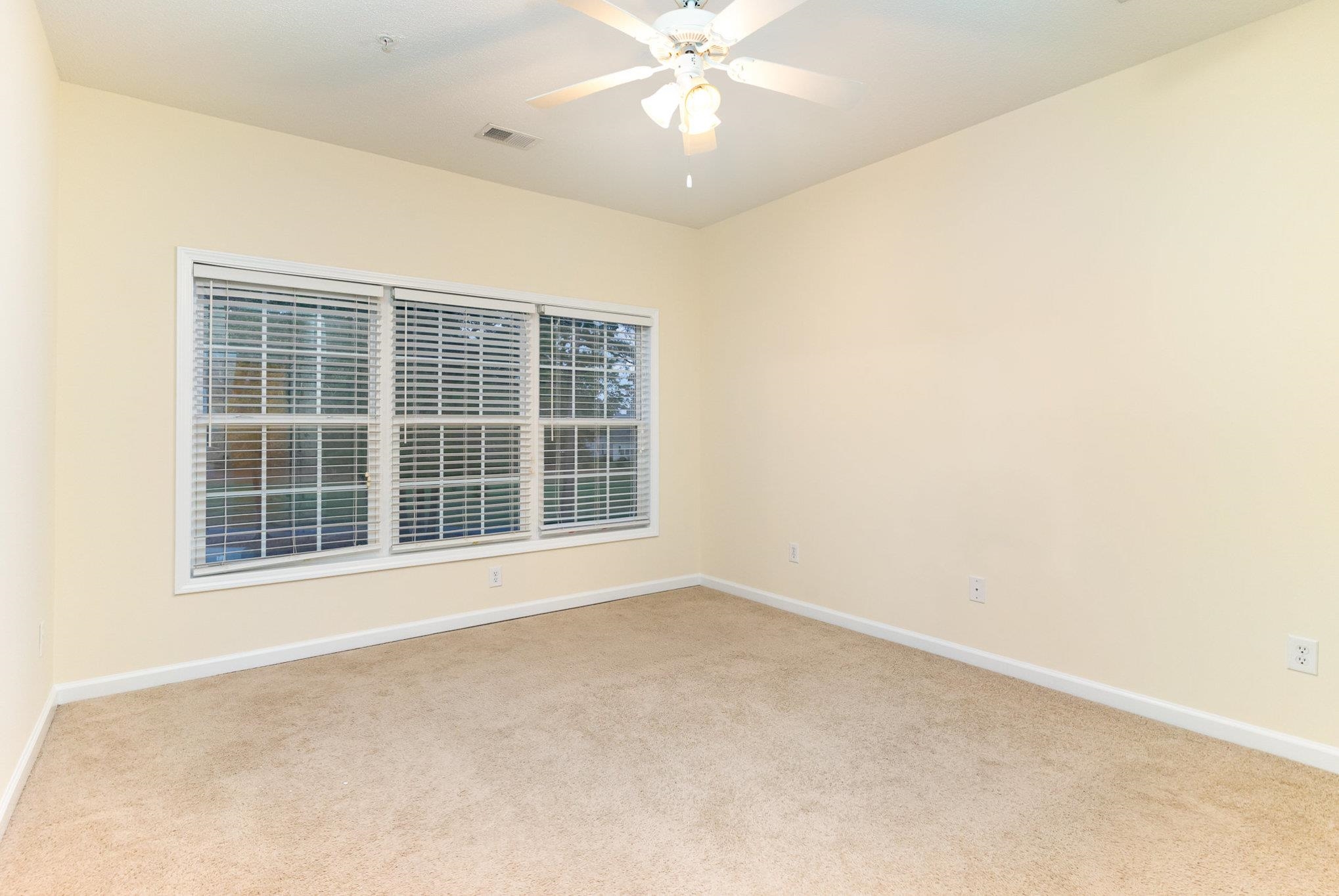 5810 Longwood Dr. Property Photo 14