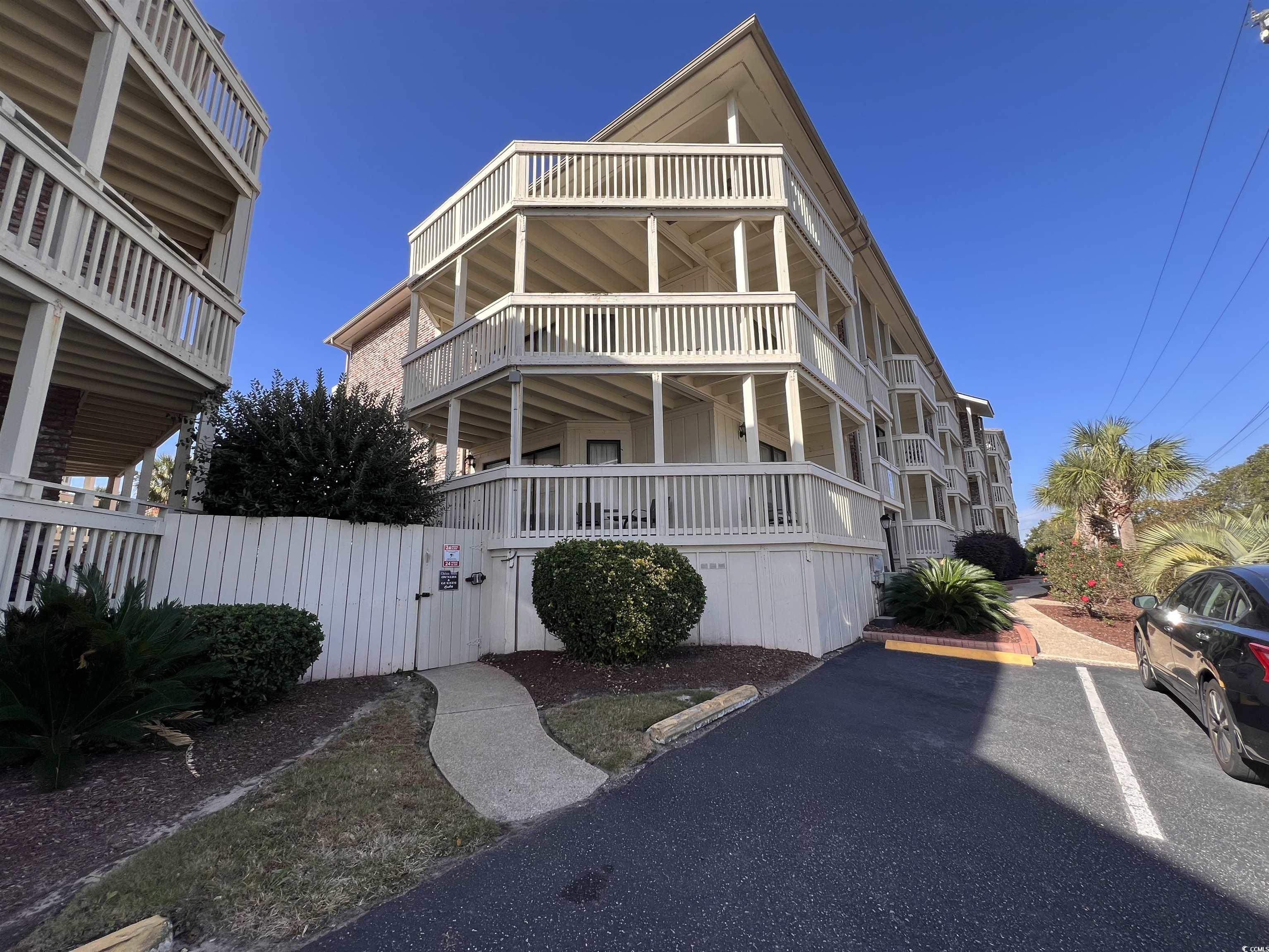 2805 N Ocean Blvd. Property Photo 3